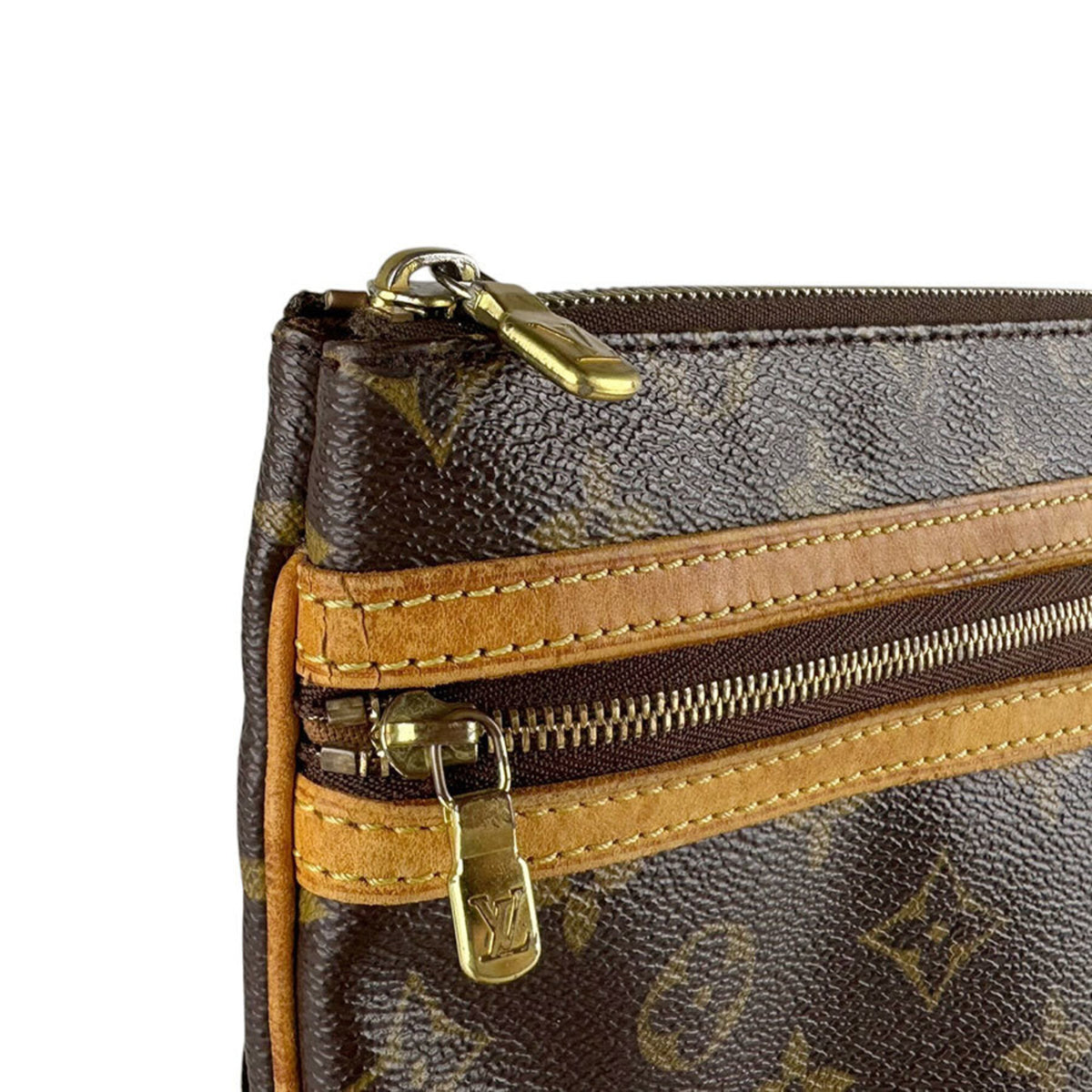 Louis Vuitton Brown Monogram Monogram Pochette Shoulder Bag (Pre-Owned)