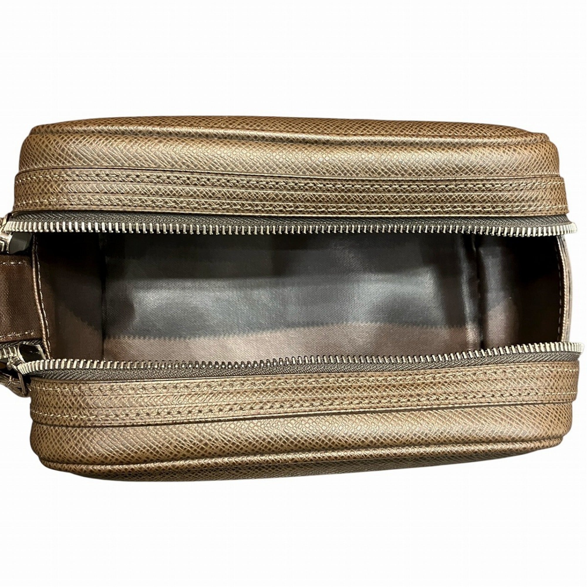 Louis Vuitton Brown Leather Clutch Bag (Pre-Owned)