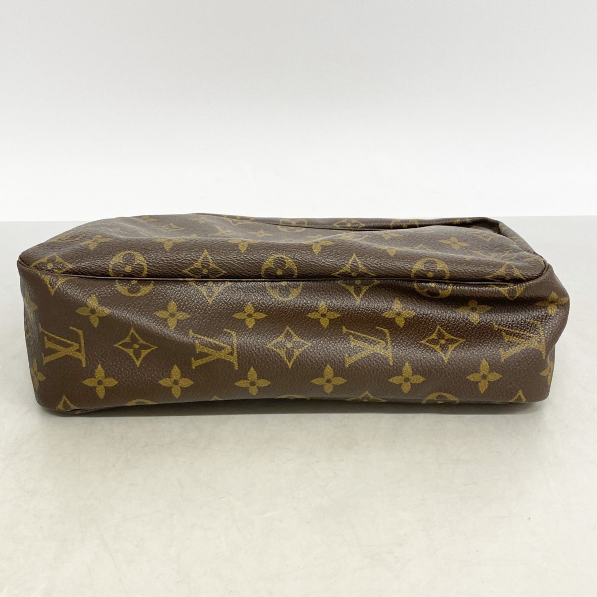 Louis Vuitton Brown Pouch (Pre-Owned)