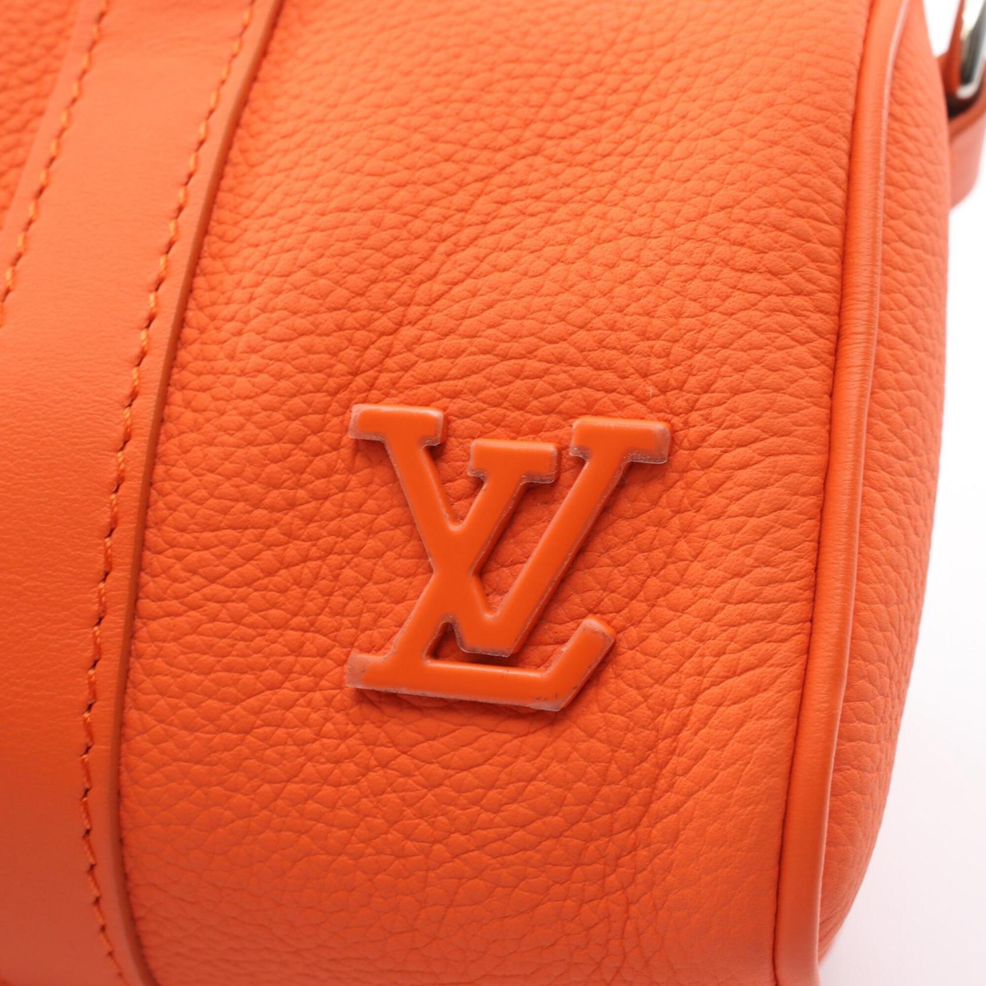 Louis Vuitton Red Color Leather Handbag (Pre-Owned)