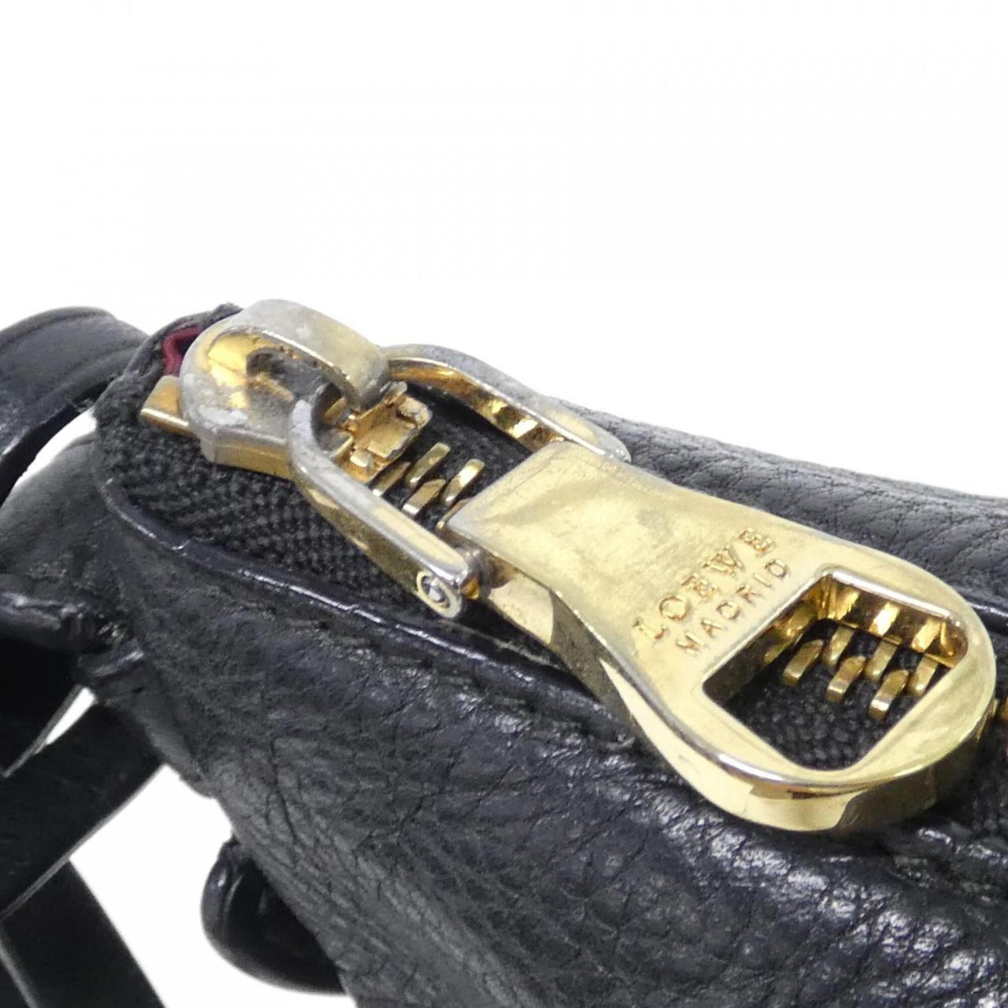 Loewe Black Leather Shoulder Bag (Pre-Owned)