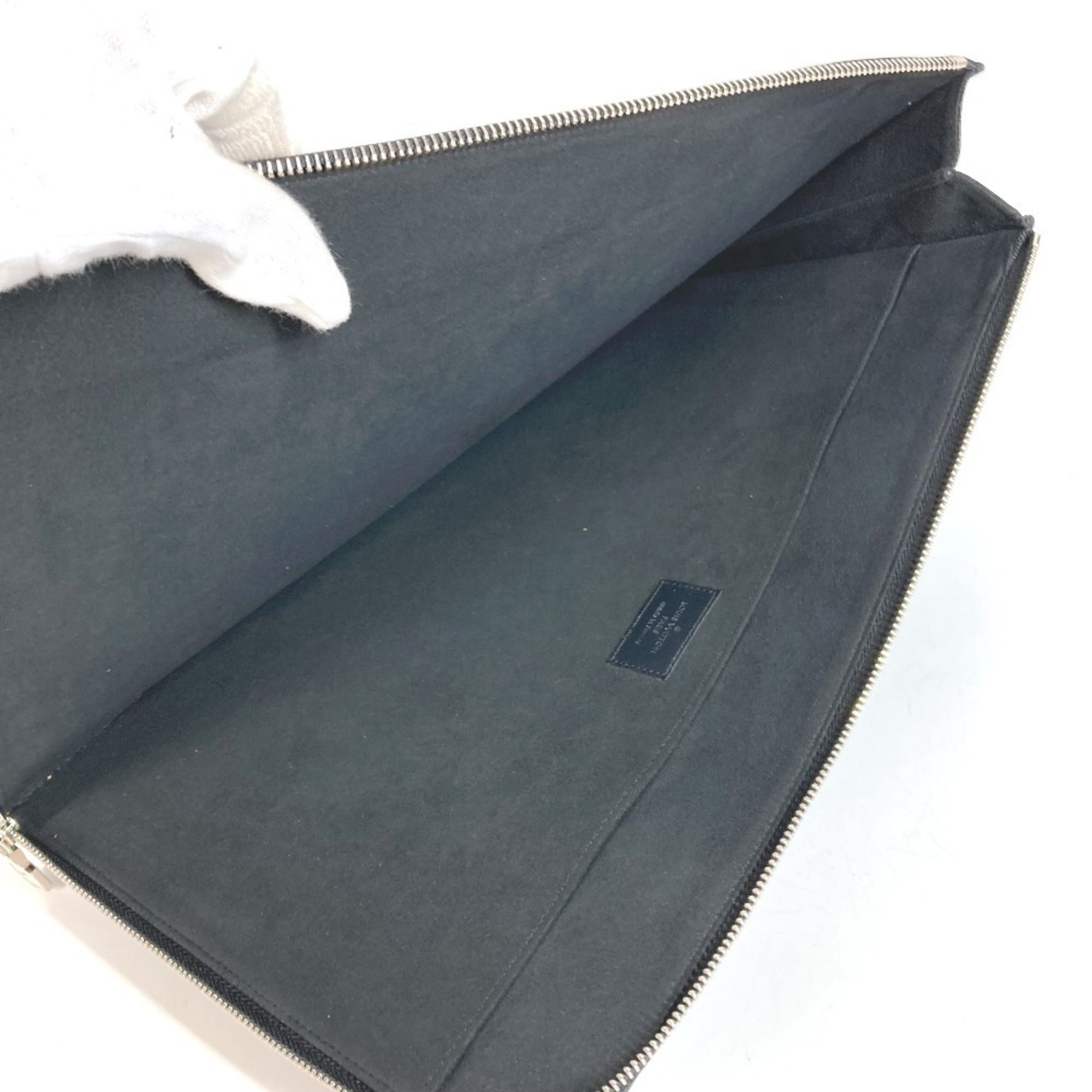 Louis Vuitton Black Noir Epi Leather Clutch Bag Handbag Pochette Pouch (Pre-Owned)