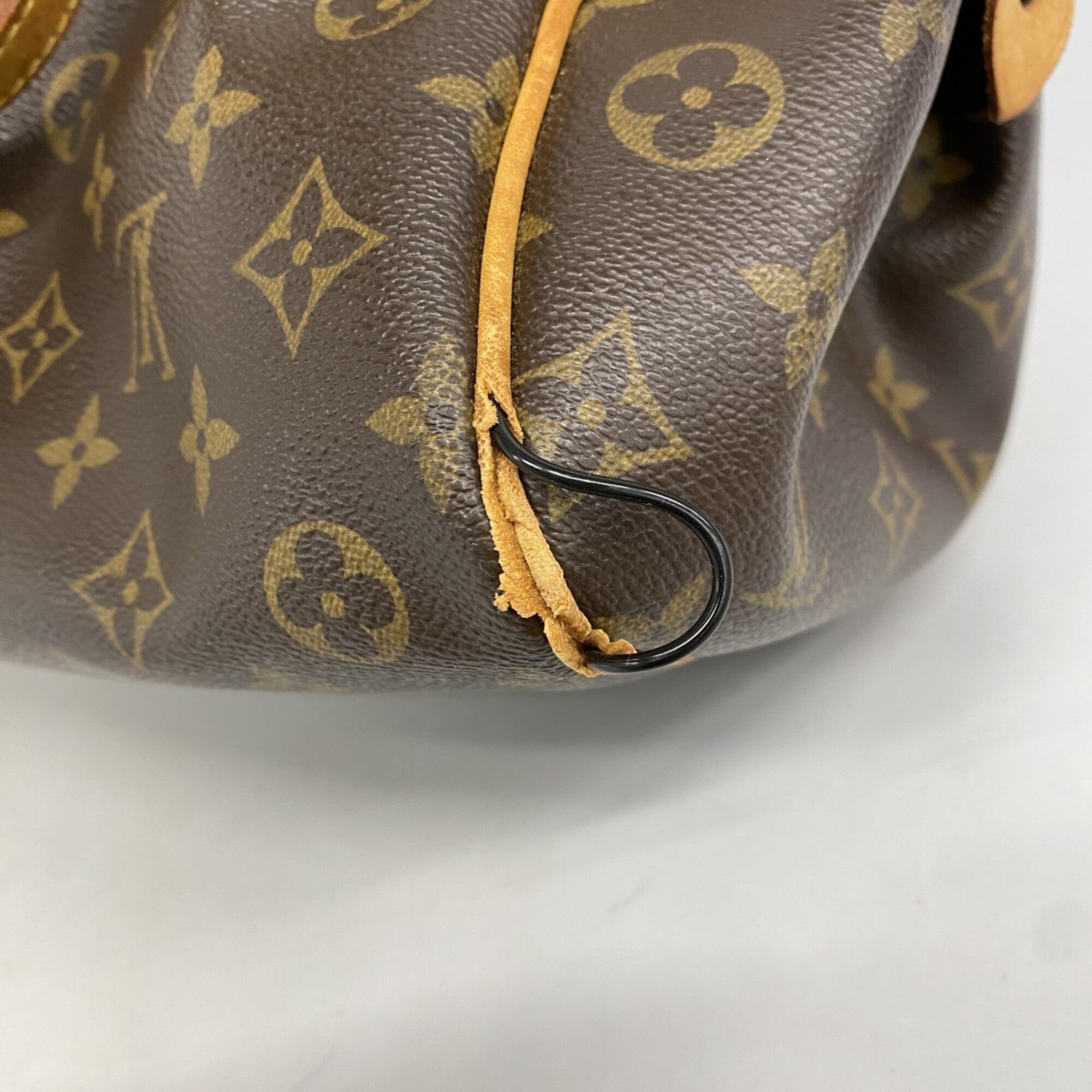 Louis Vuitton Brown Handbag (Pre-Owned)