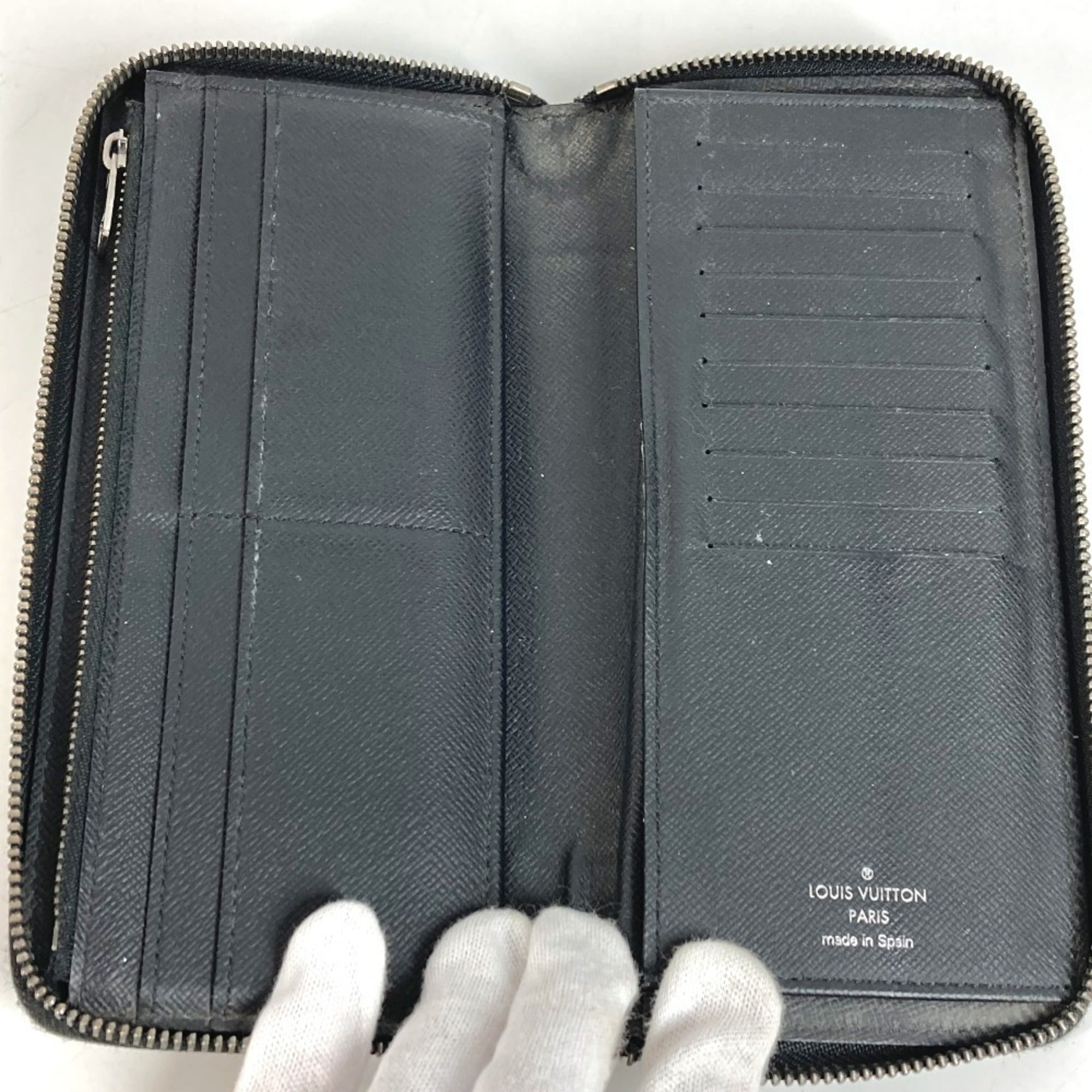 Louis Vuitton Black Monogram Eclipse Long Wallet (Bi-Fold) (Pre-Owned)