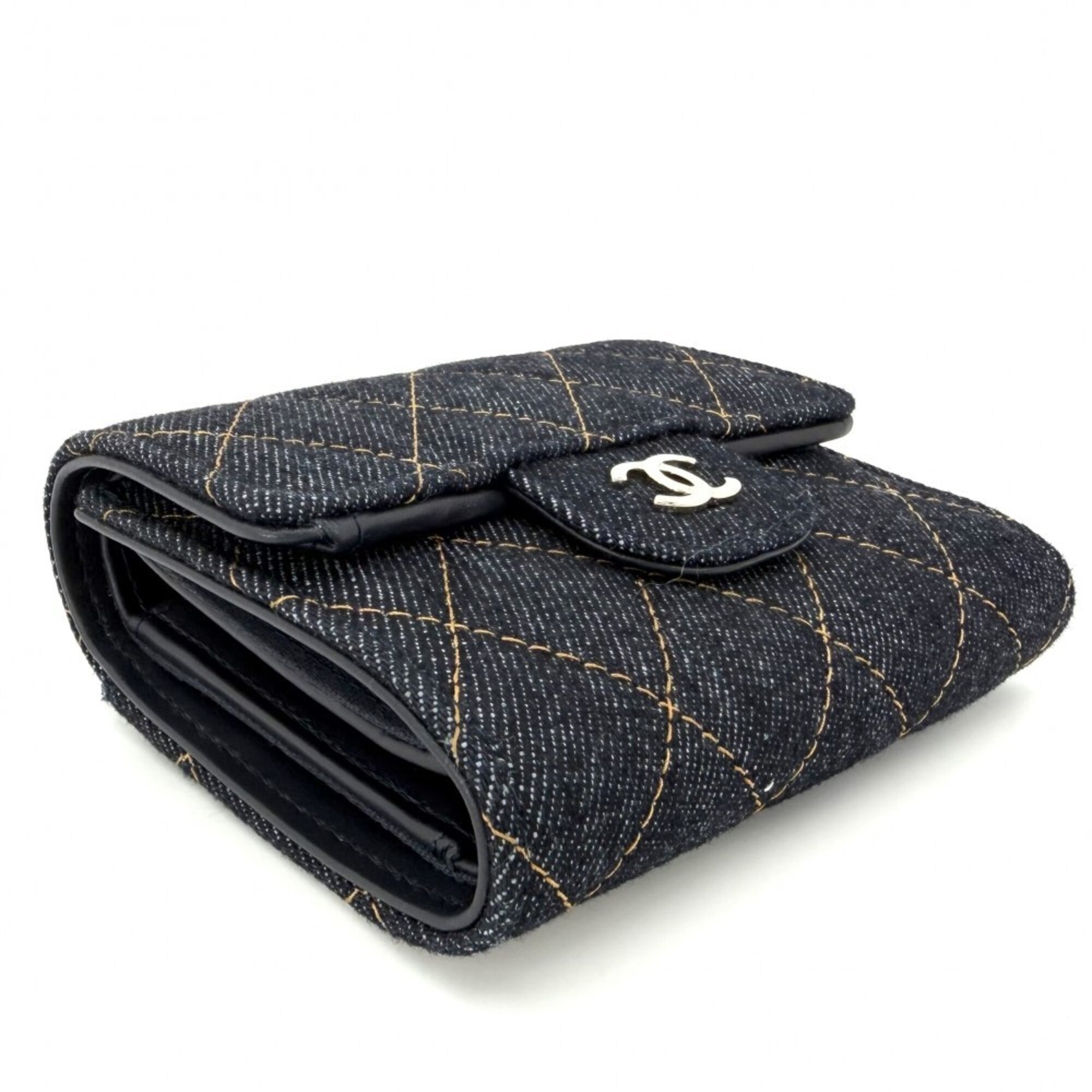 Chanel Navy Denim Wallet (Bi-Fold) (Pre-Owned)