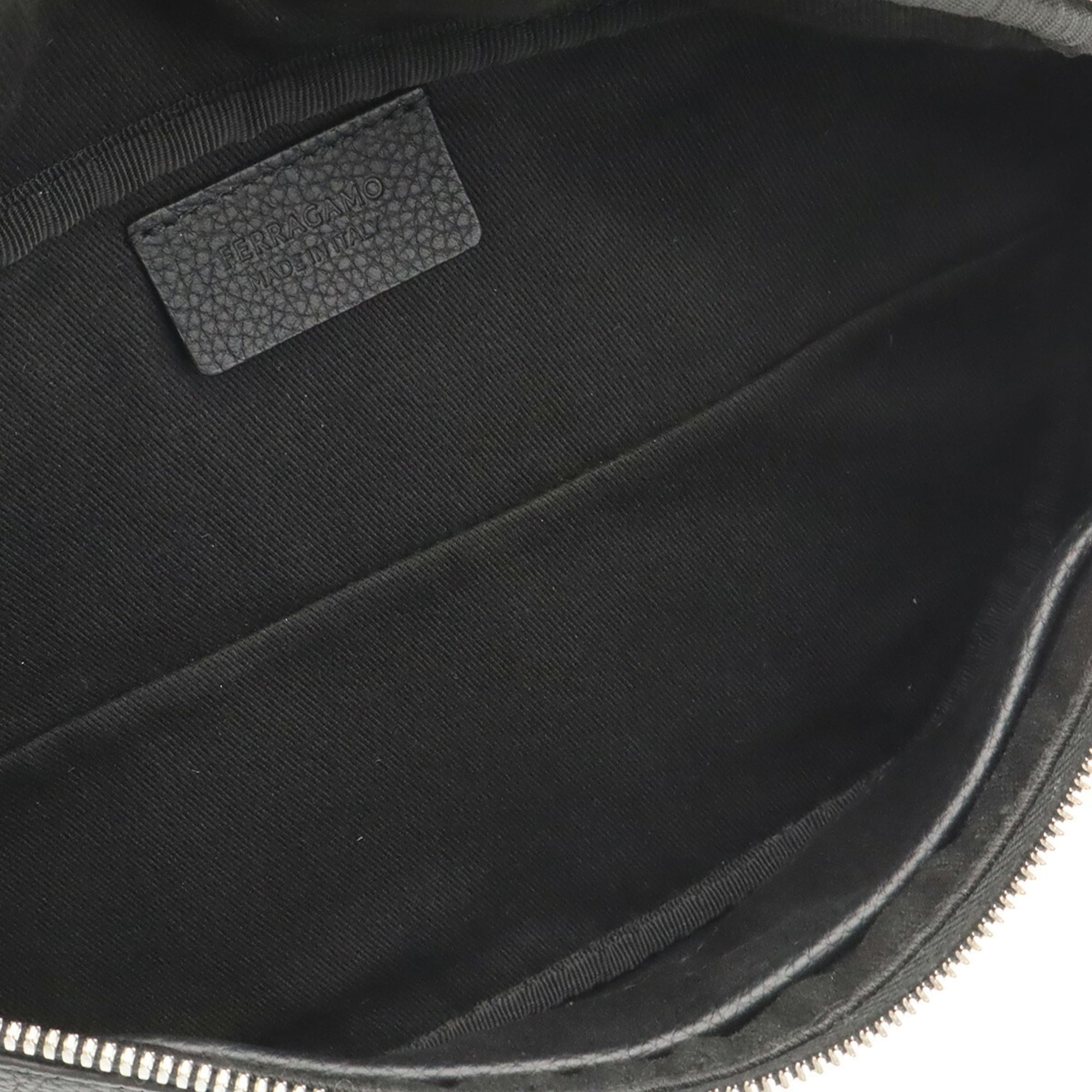 Salvatore Ferragamo Gancini Black Leather Fanny Pack (Pre-Owned)