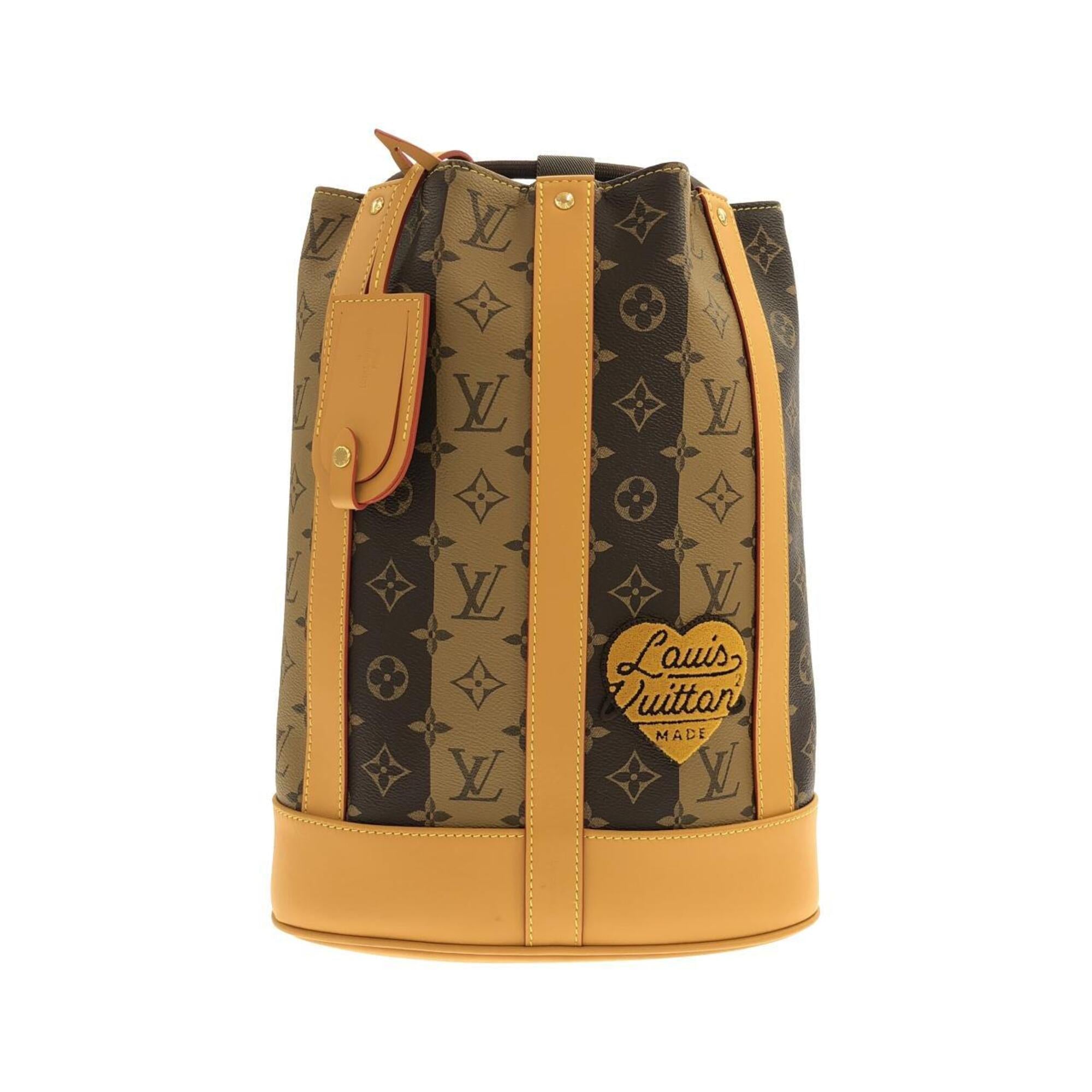 Louis Vuitton Marron Coated Canvas Shoulder Bag (Pre-Owned)