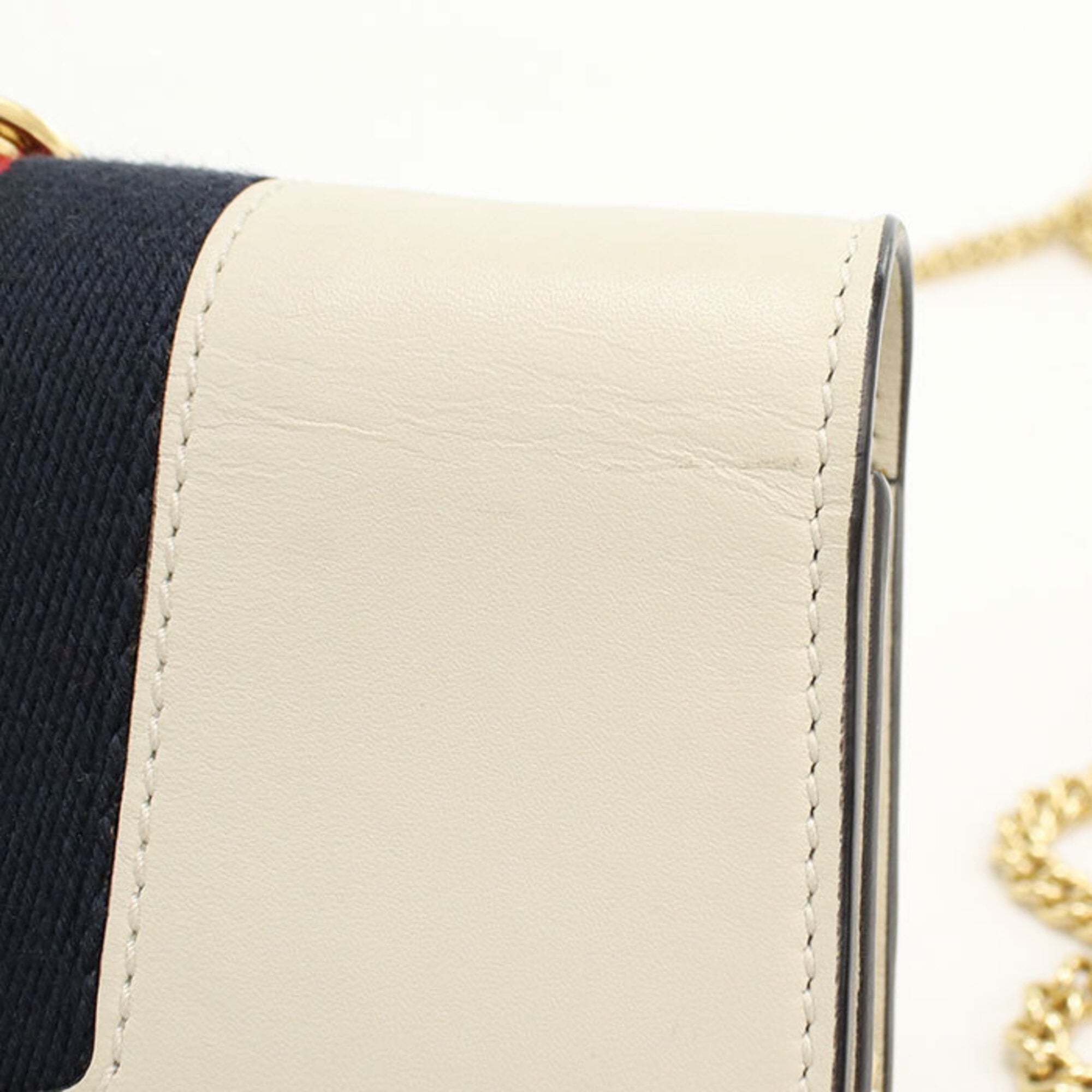 Gucci Ivory Leather Shoulder Bag (Pre-Owned)