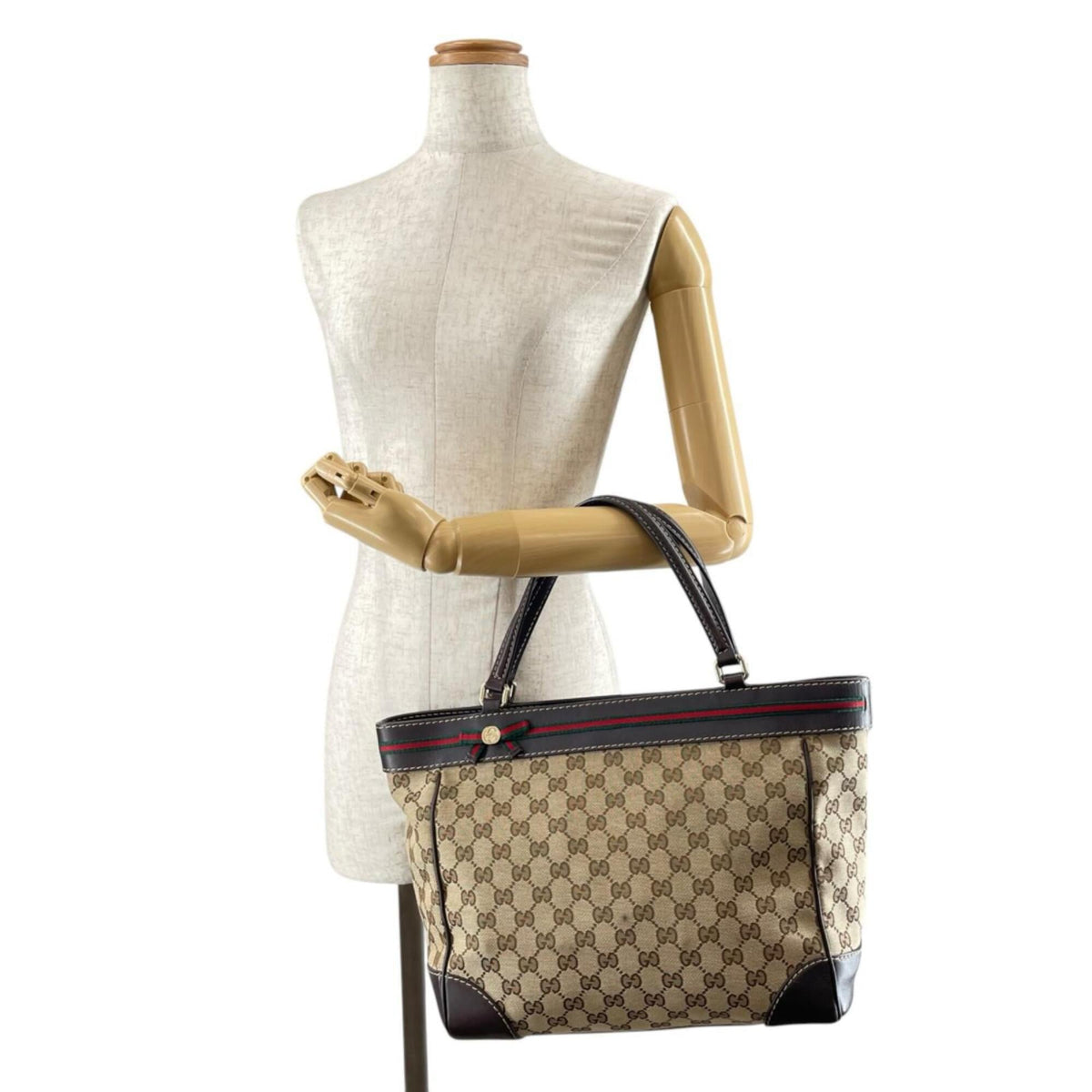Gucci Gg Canvas Beige Gg Canvas Handbag Tote Bag (Pre-Owned)