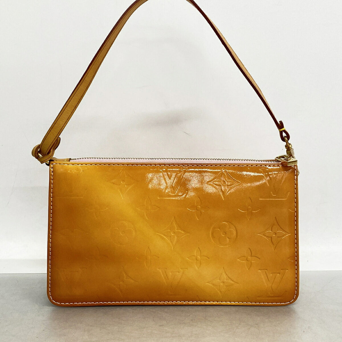 Louis Vuitton Rose Pouch (Pre-Owned)