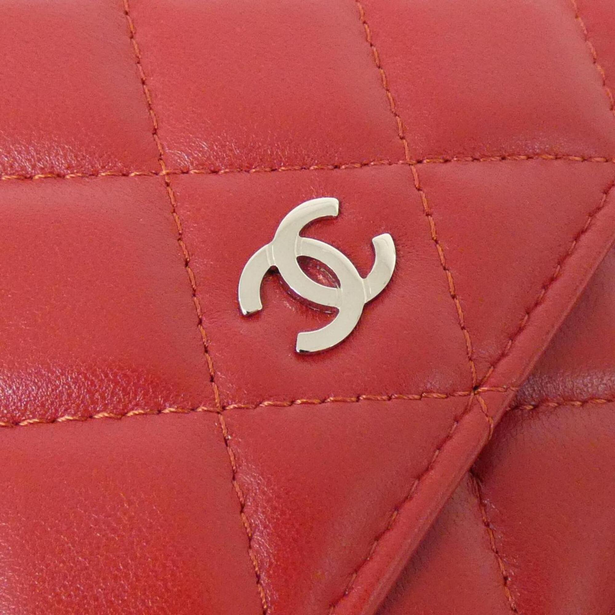 Chanel Red Color Leather Chain/Shoulder Wallet (Pre-Owned)