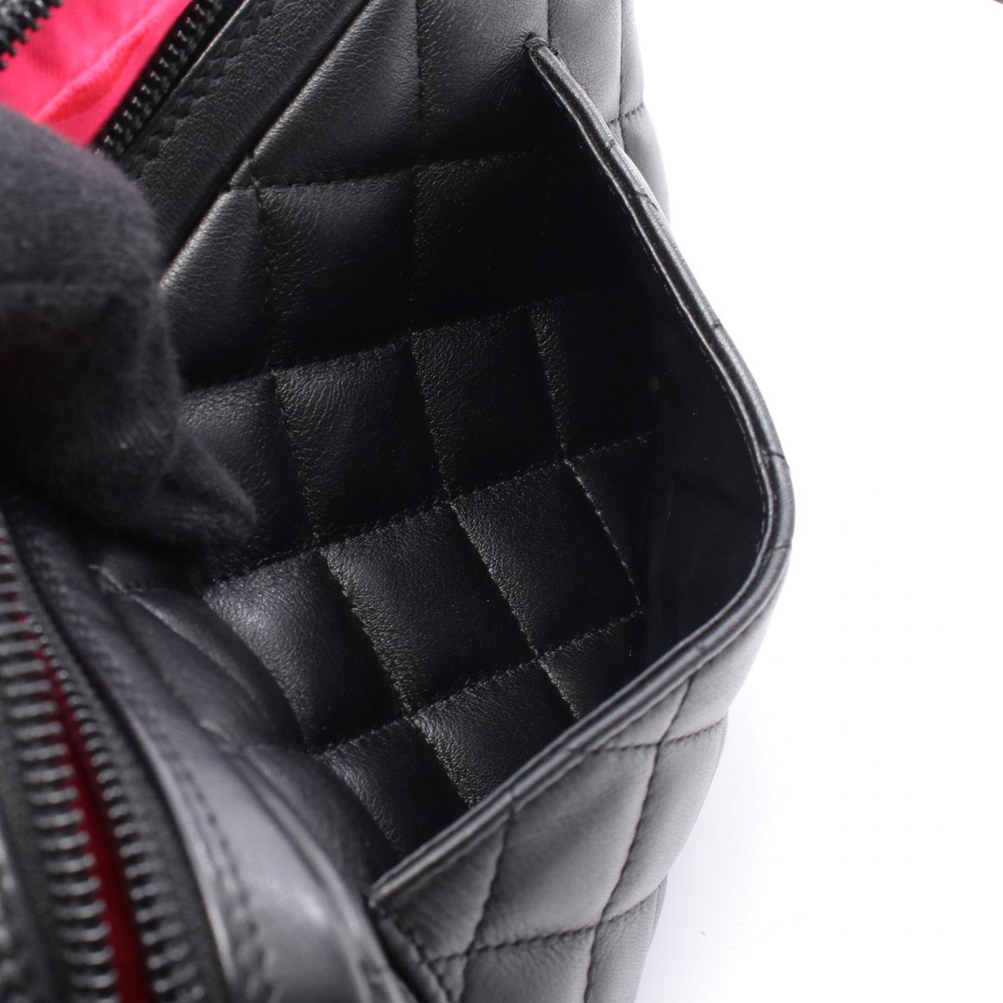 Chanel Black Leather Handbag (Pre-Owned)