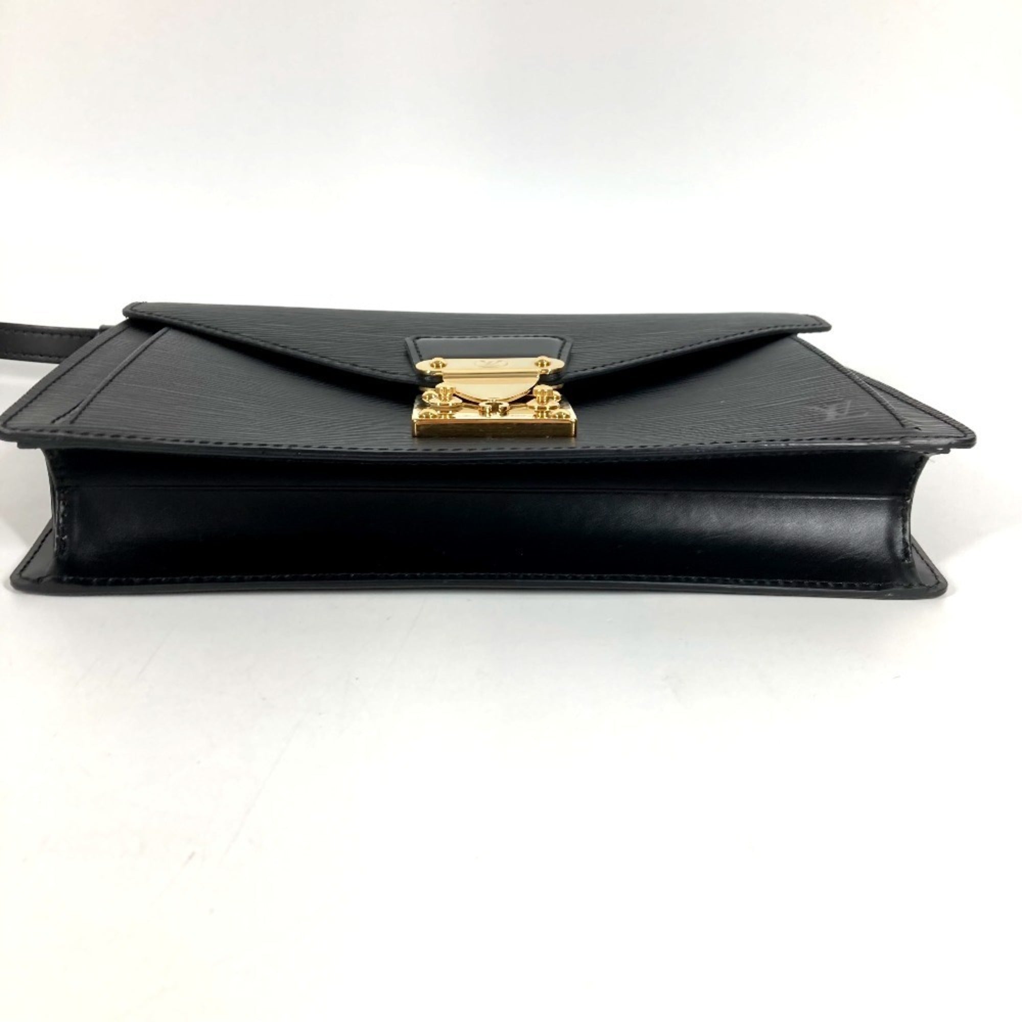 Louis Vuitton Black Noir Epi Leather Clutch Bag Pochette (Pre-Owned)