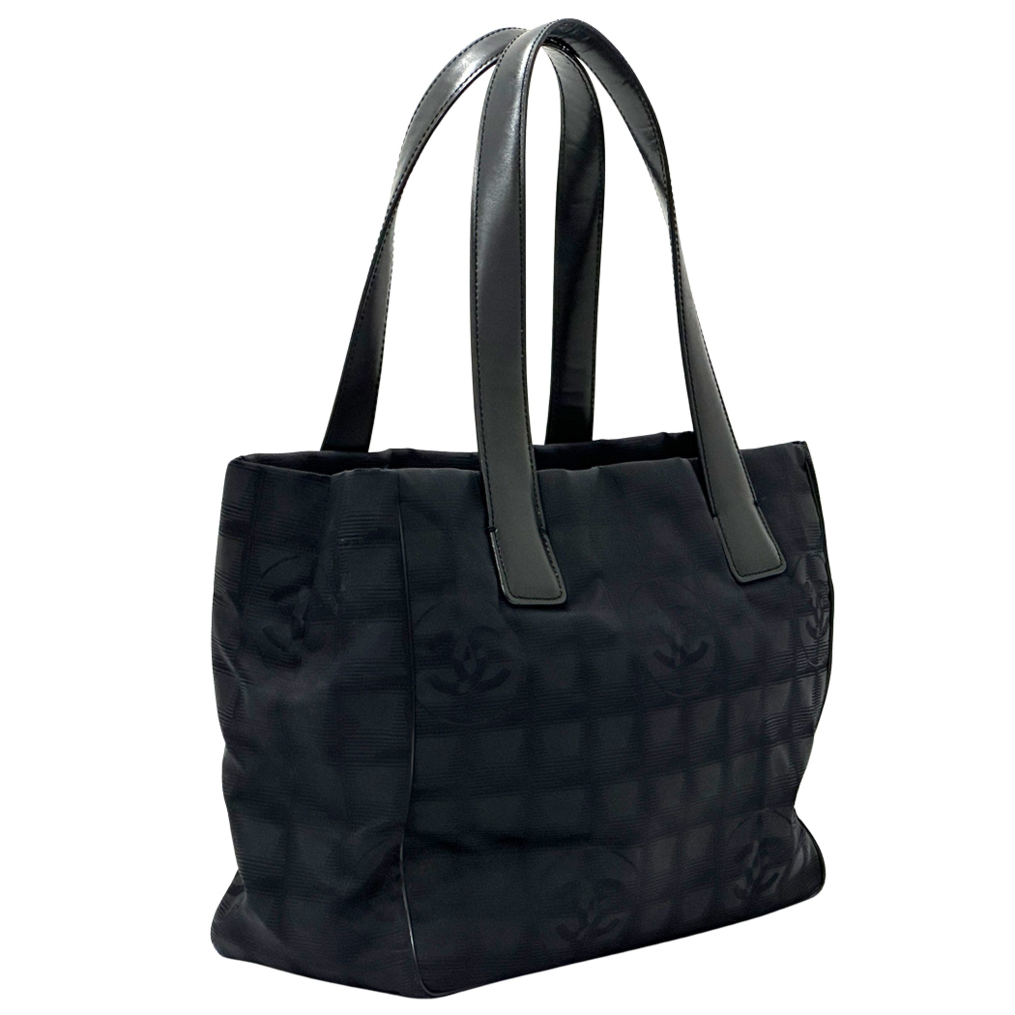 Chanel Black Nylon Handbag Tote Bag (Pre-Owned)