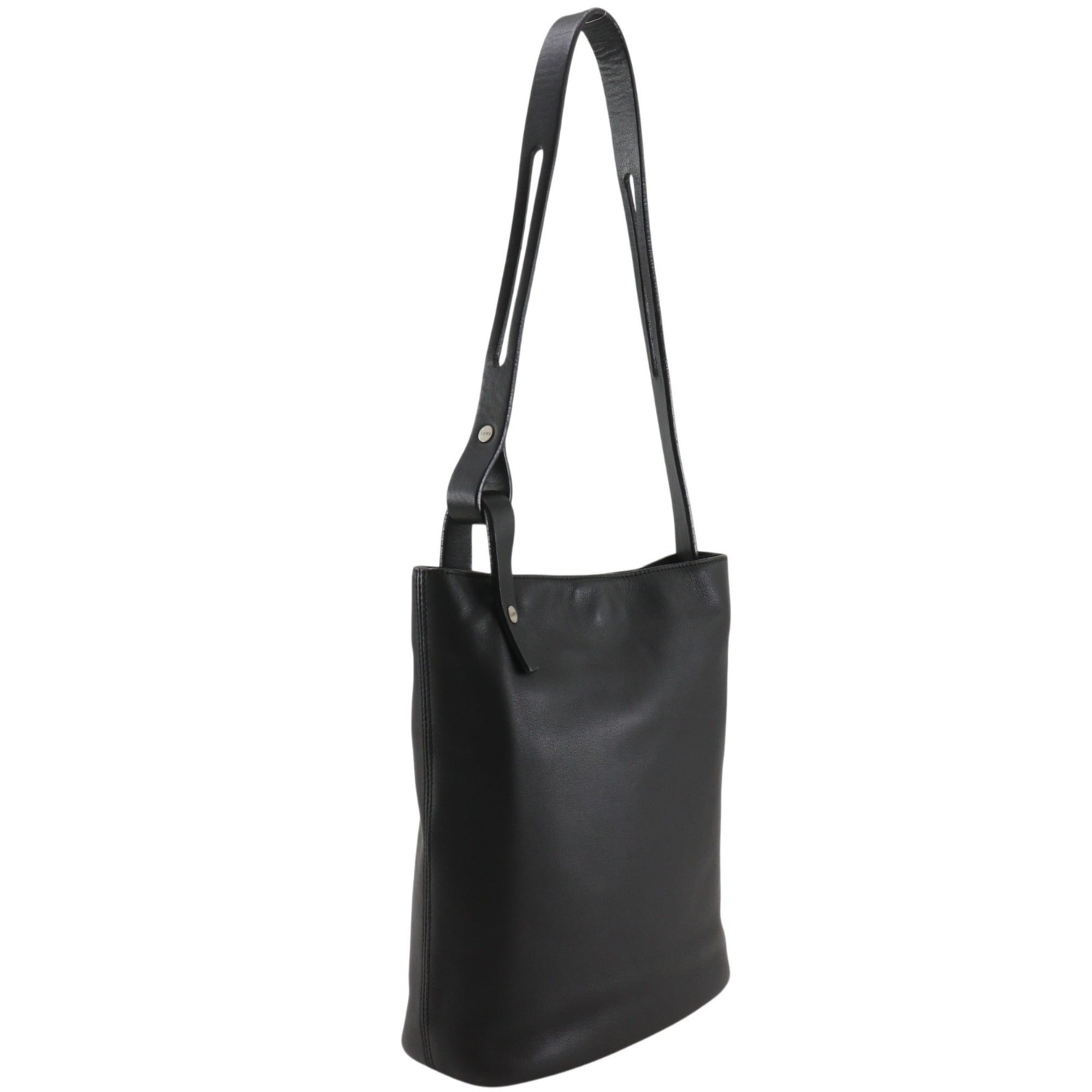 Loewe Black Leather Shoulder Bag (Pre-Owned)