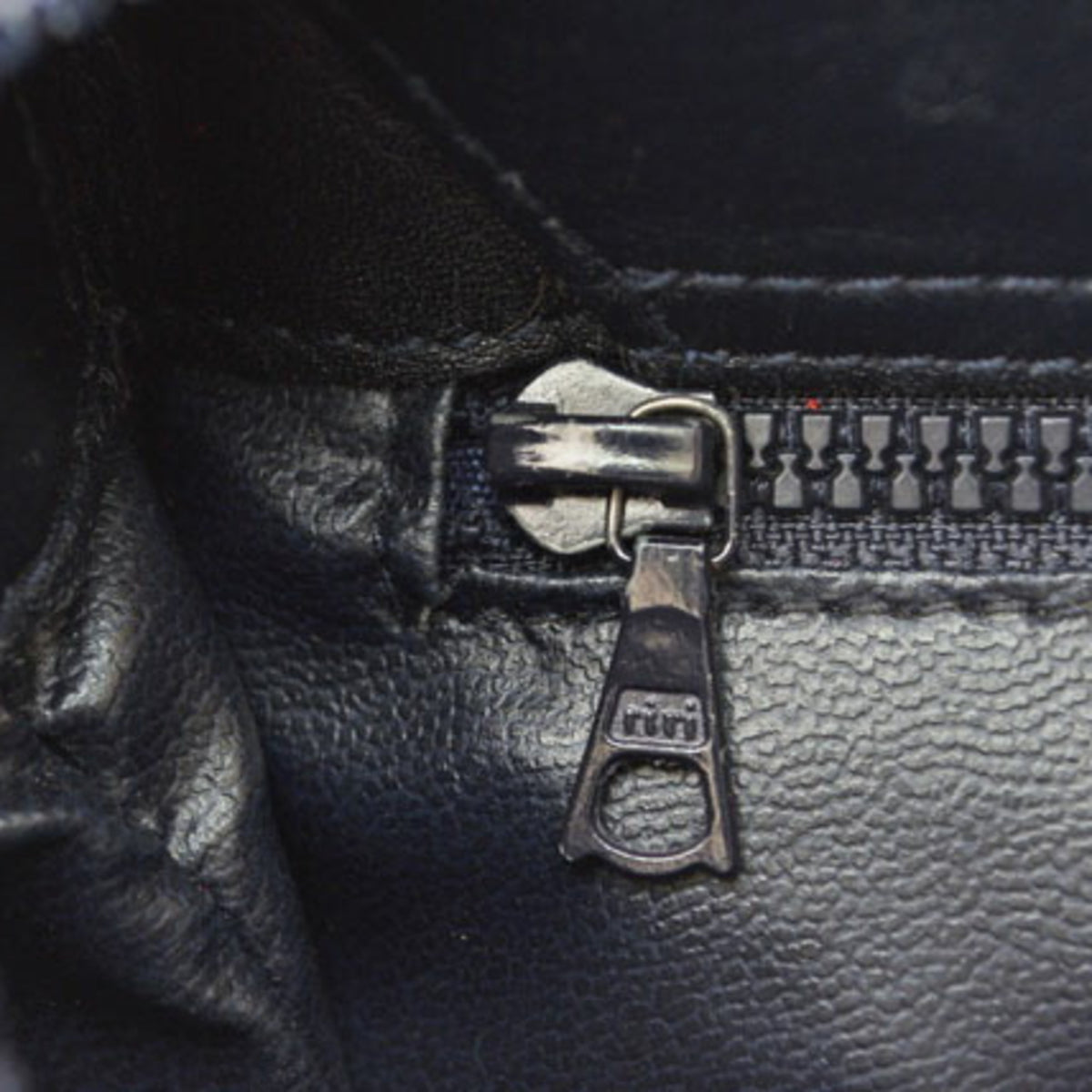 Celine Dark Navy Leather Shoulder Bag (Pre-Owned)