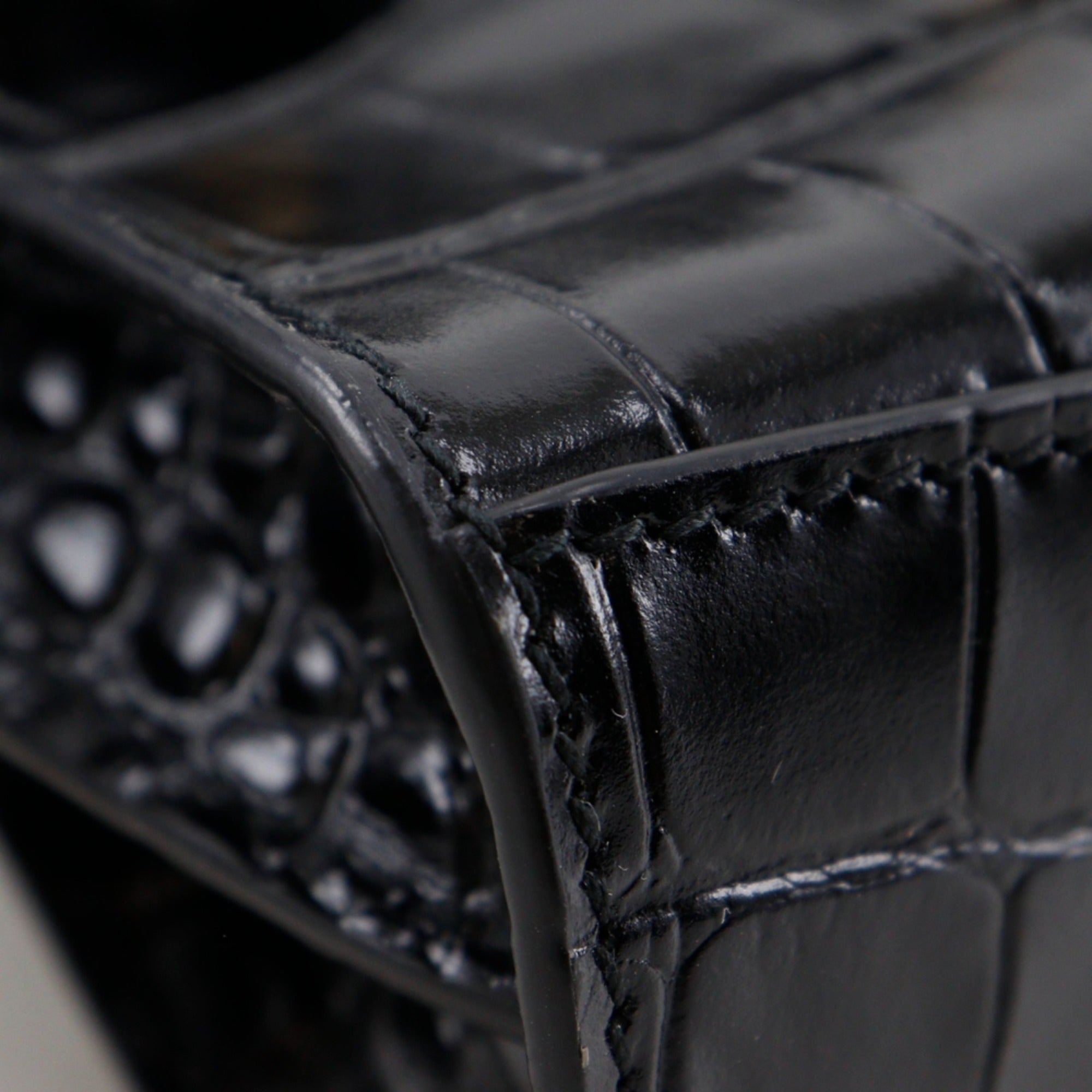 Balenciaga Black Leather Pochette Shoulder Bag (Pre-Owned)