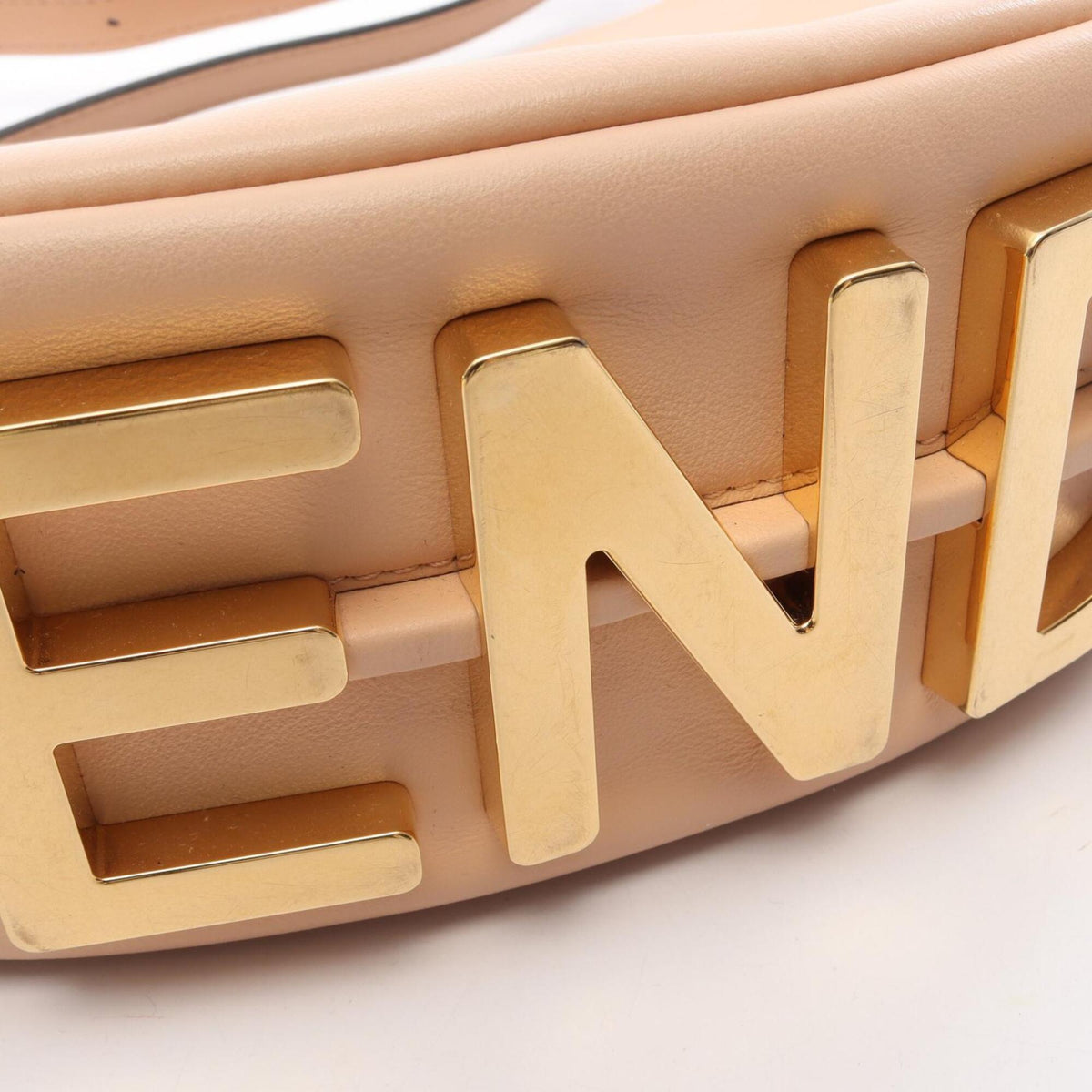 Fendi Pink Leather Handbag (Pre-Owned)