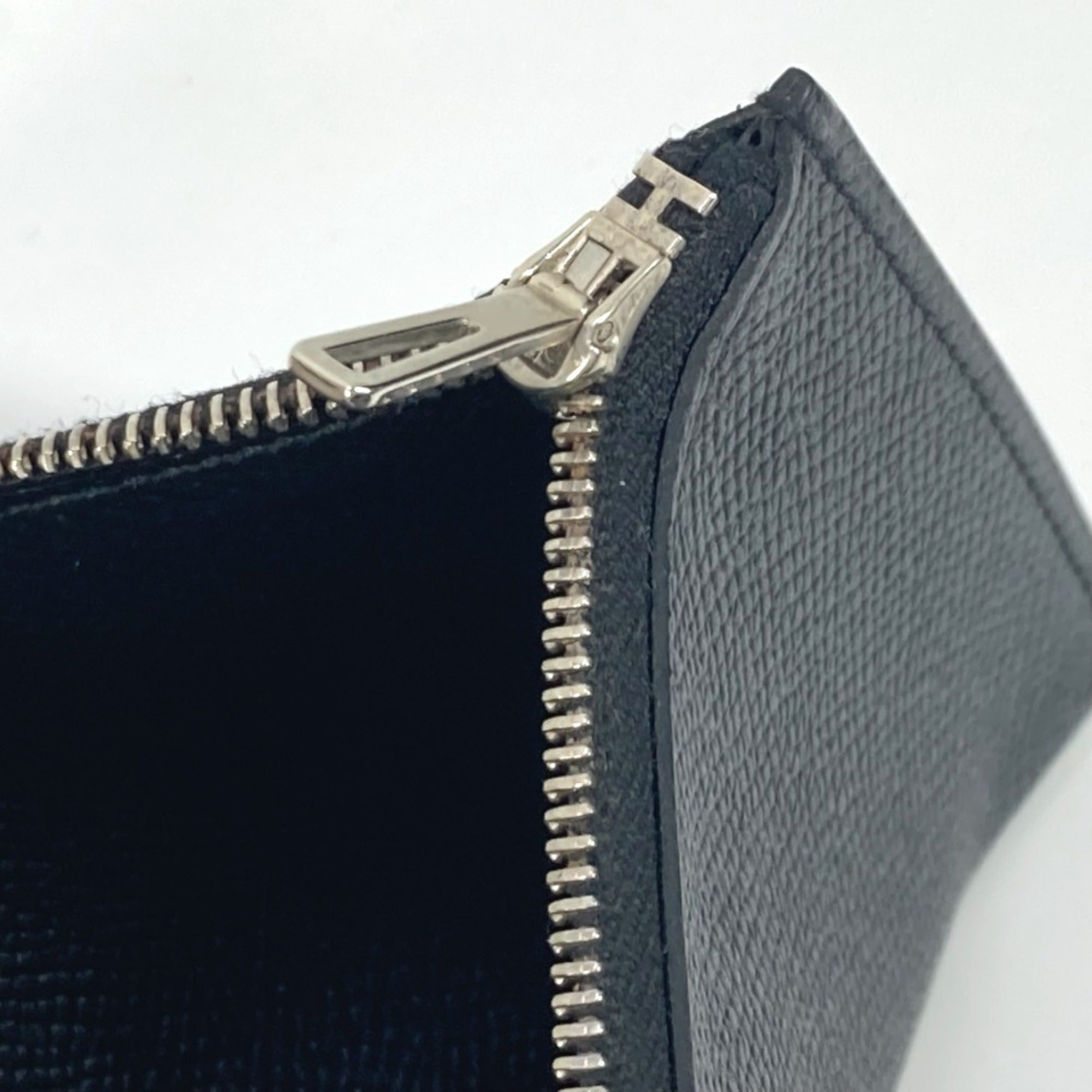 Hermes Black Epsom Leather Long Wallet (Bi-Fold) (Pre-Owned)