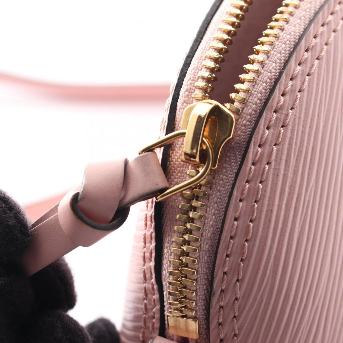 Louis Vuitton Pink Epi Leather Handbag Shoulder Bag (Pre-Owned)