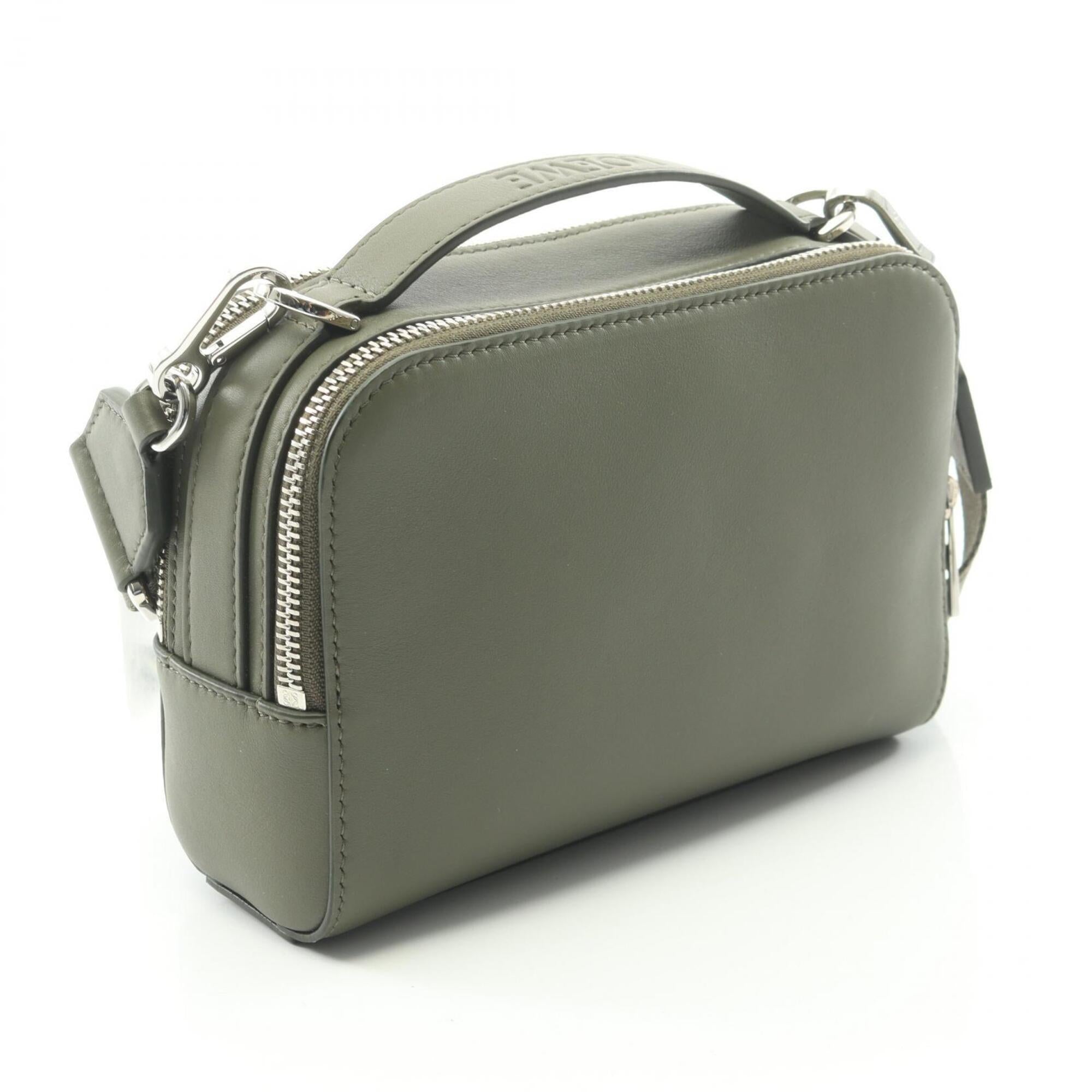 Loewe Khaki Leather Handbag Shoulder Bag (Pre-Owned)