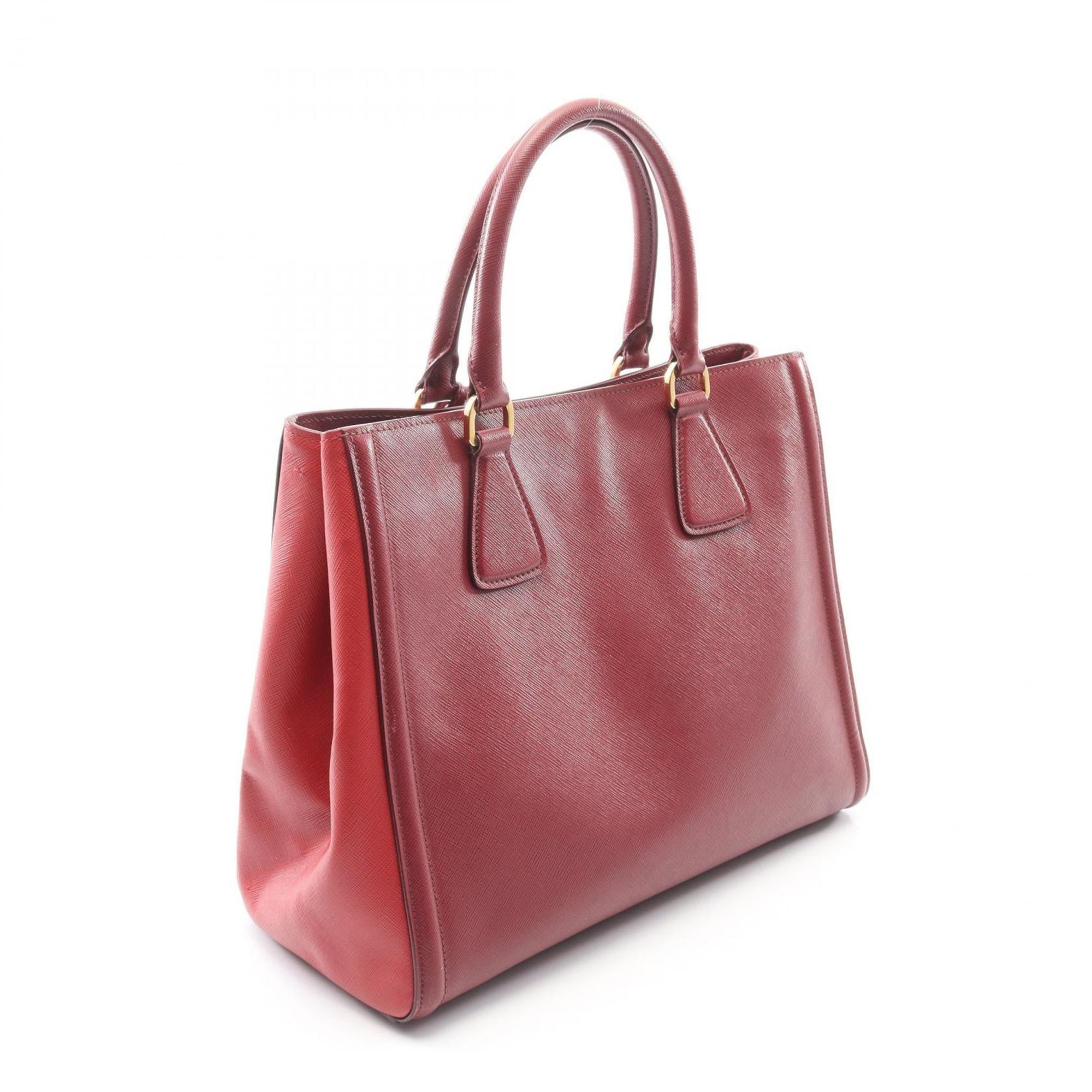 Prada Bordeaux Red Color Leather Handbag (Pre-Owned)