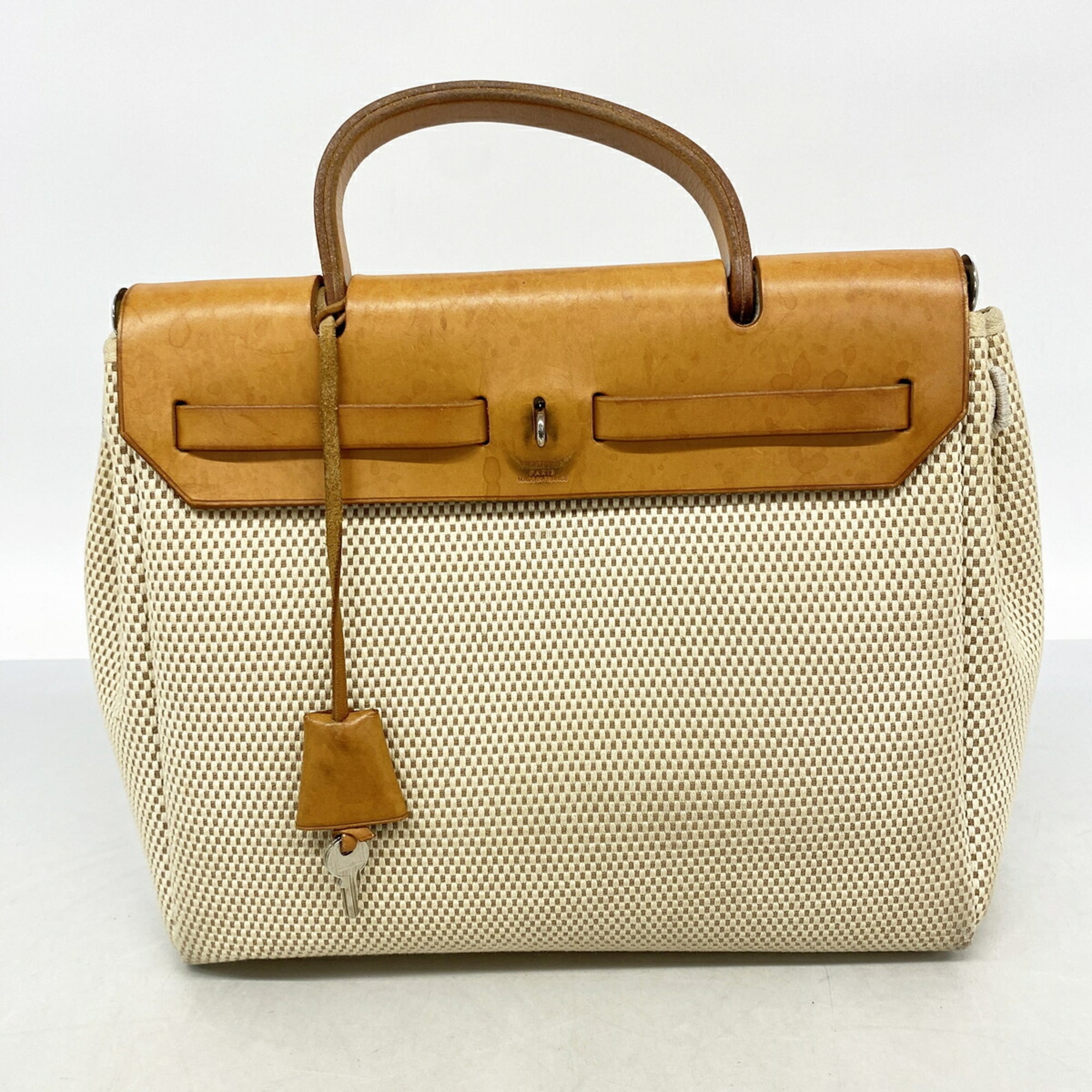 Hermes Natural Handbag (Pre-Owned)