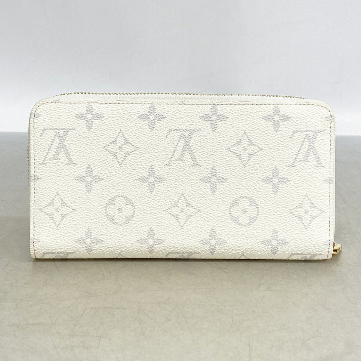 Louis Vuitton Blanc Long Wallet (Bi-Fold) (Pre-Owned)
