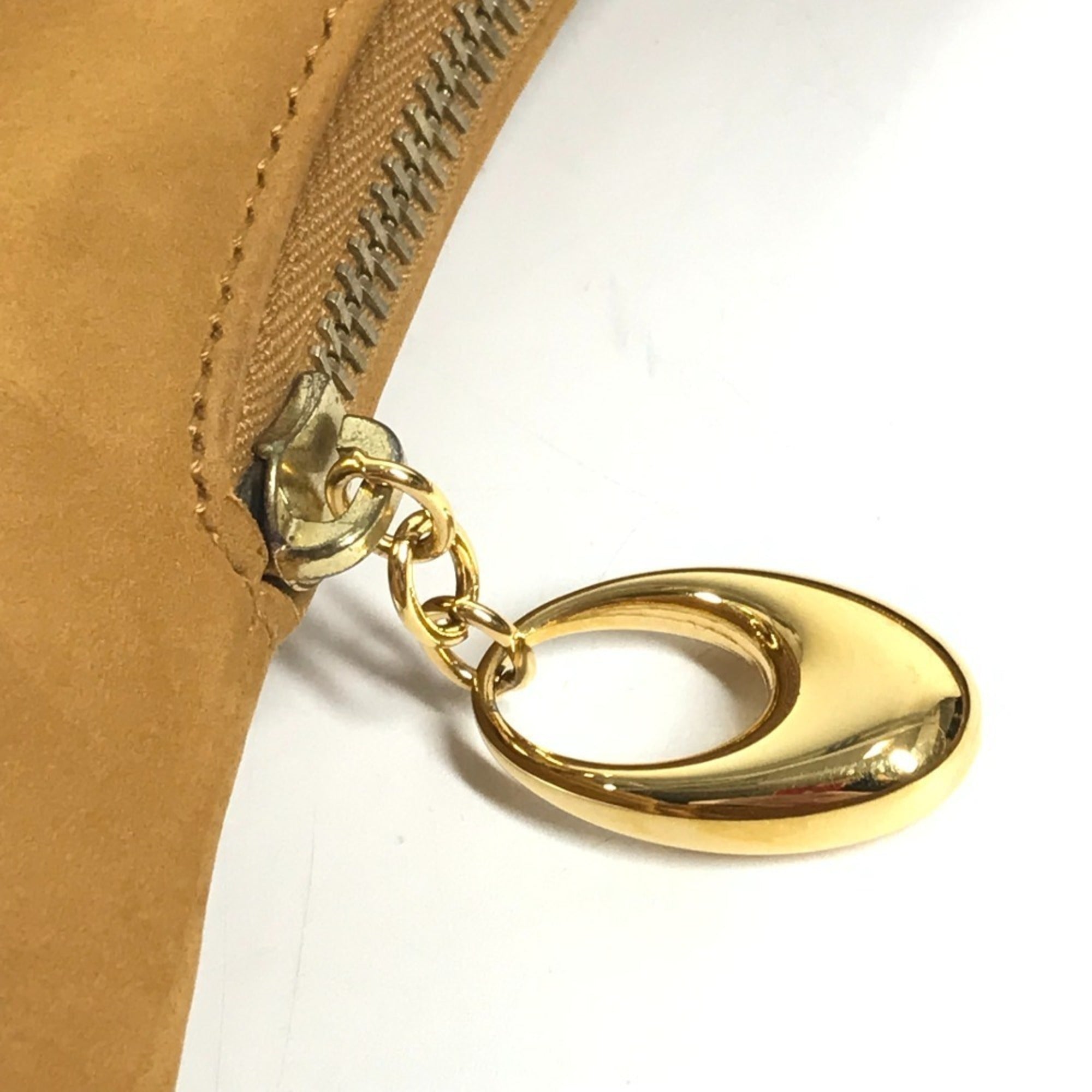 Bvlgari Beige Leather Shoulder Bag (Pre-Owned)