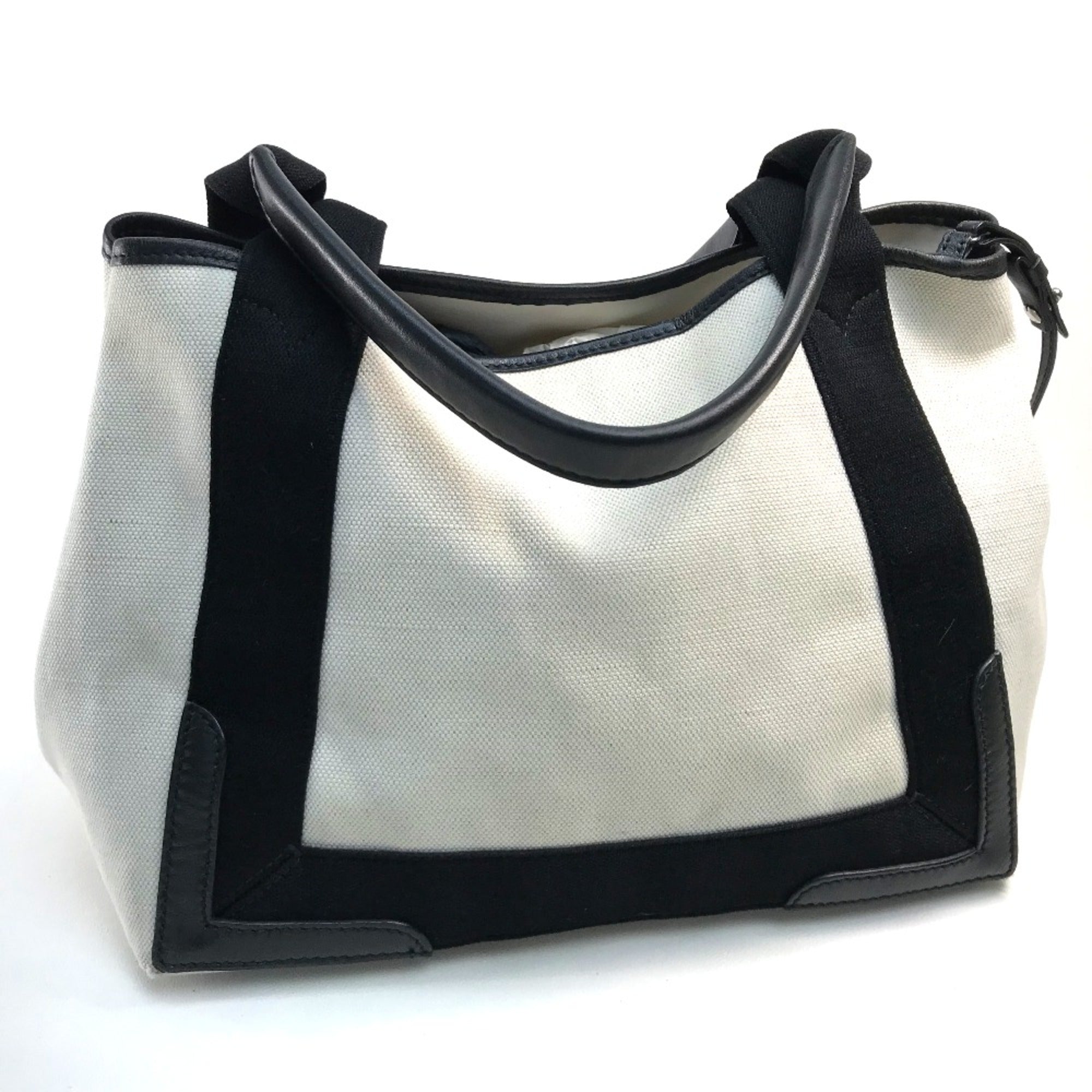 Balenciaga White Other Handbag (Pre-Owned)