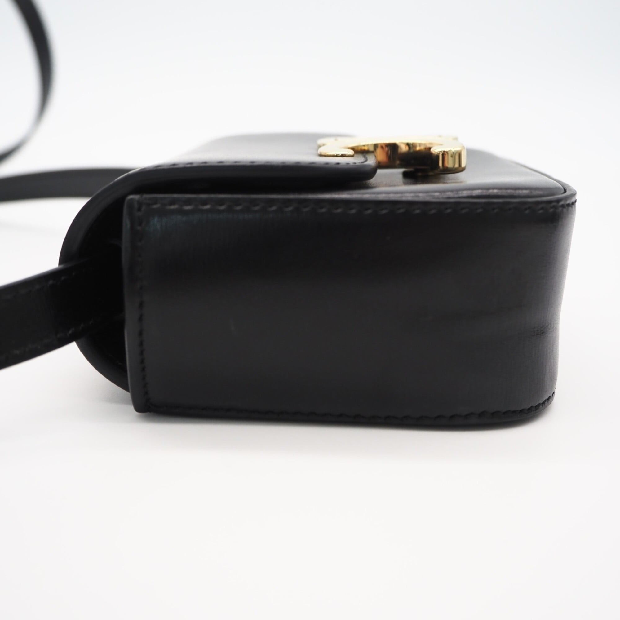 Celine Black Leather Shoulder Bag (Pre-Owned)