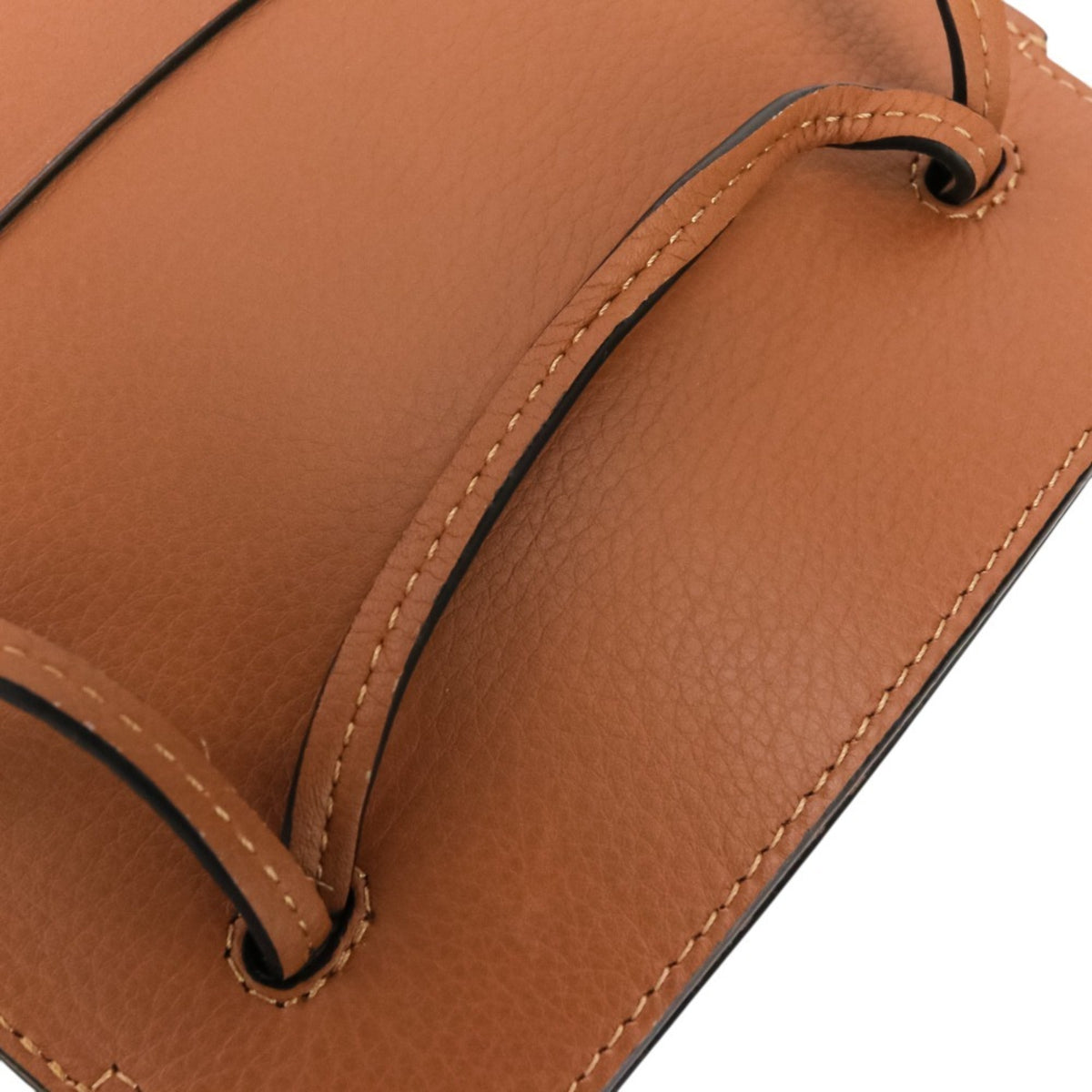 Loewe Brown Shoulder Bag (Pre-Owned)