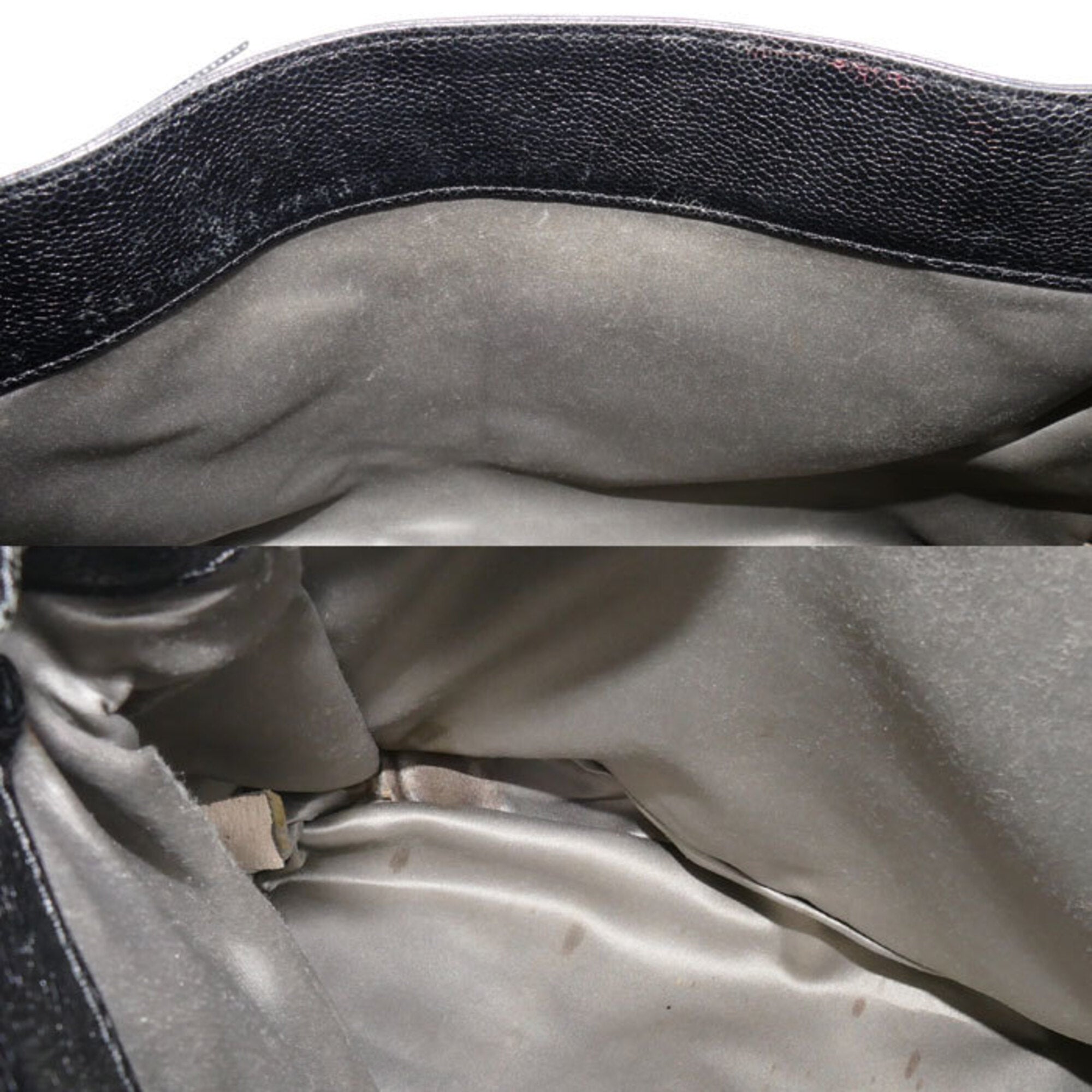Chanel Black Grained Calfskin Shoulder Bag (Pre-Owned)