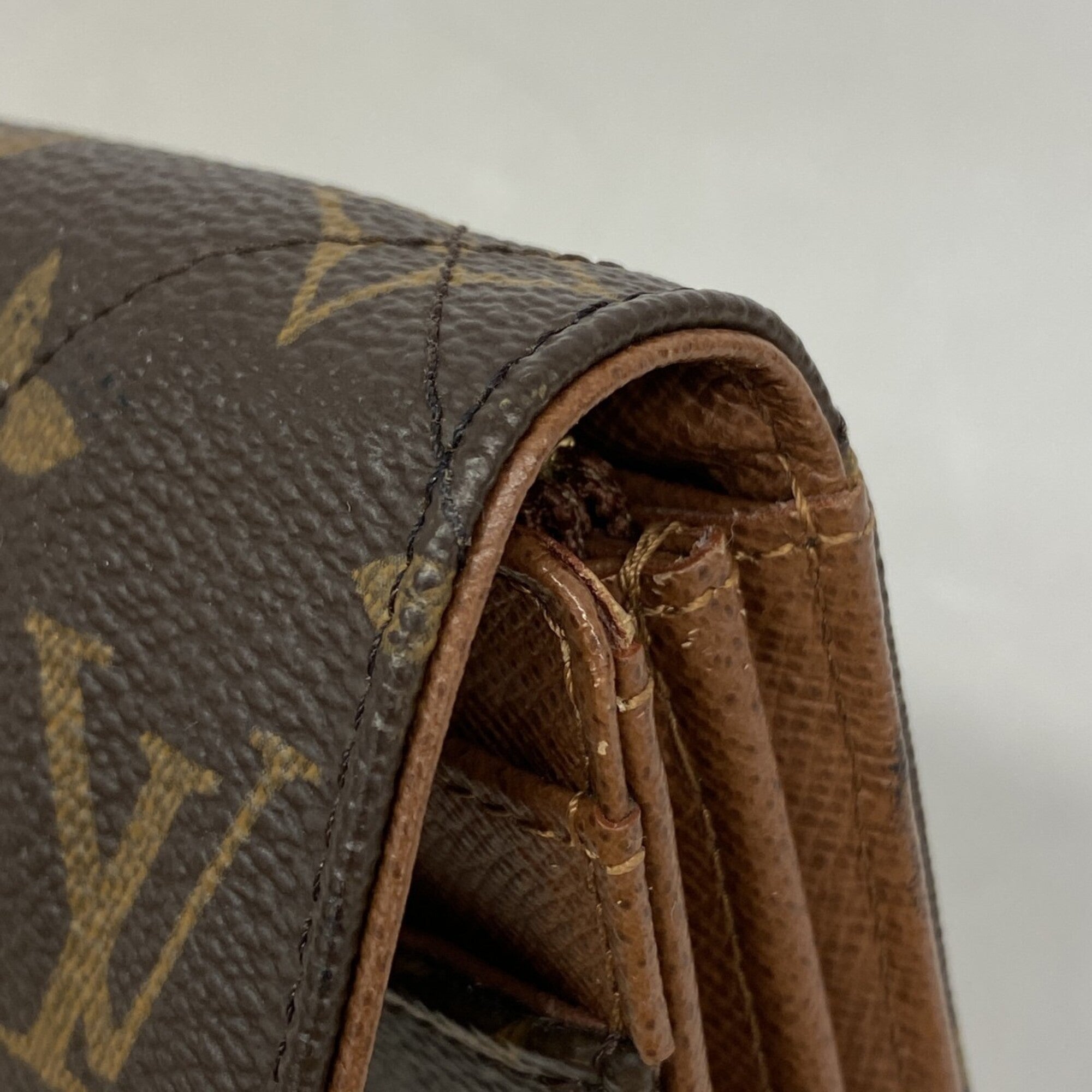 Louis Vuitton Brown Long Wallet (Bi-Fold) (Pre-Owned)
