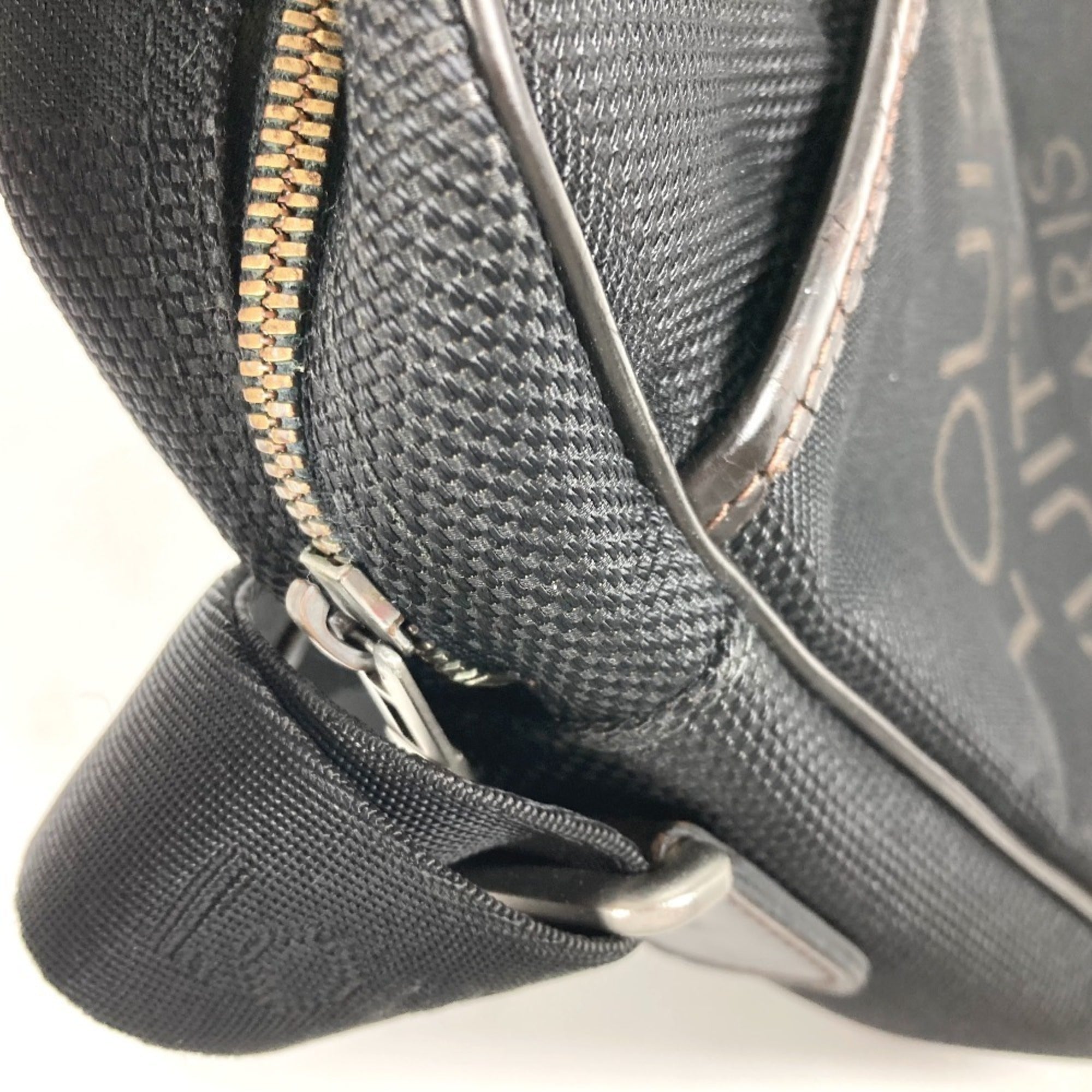 Louis Vuitton Black Noir Damier Geant Pochette Shoulder Bag (Pre-Owned)