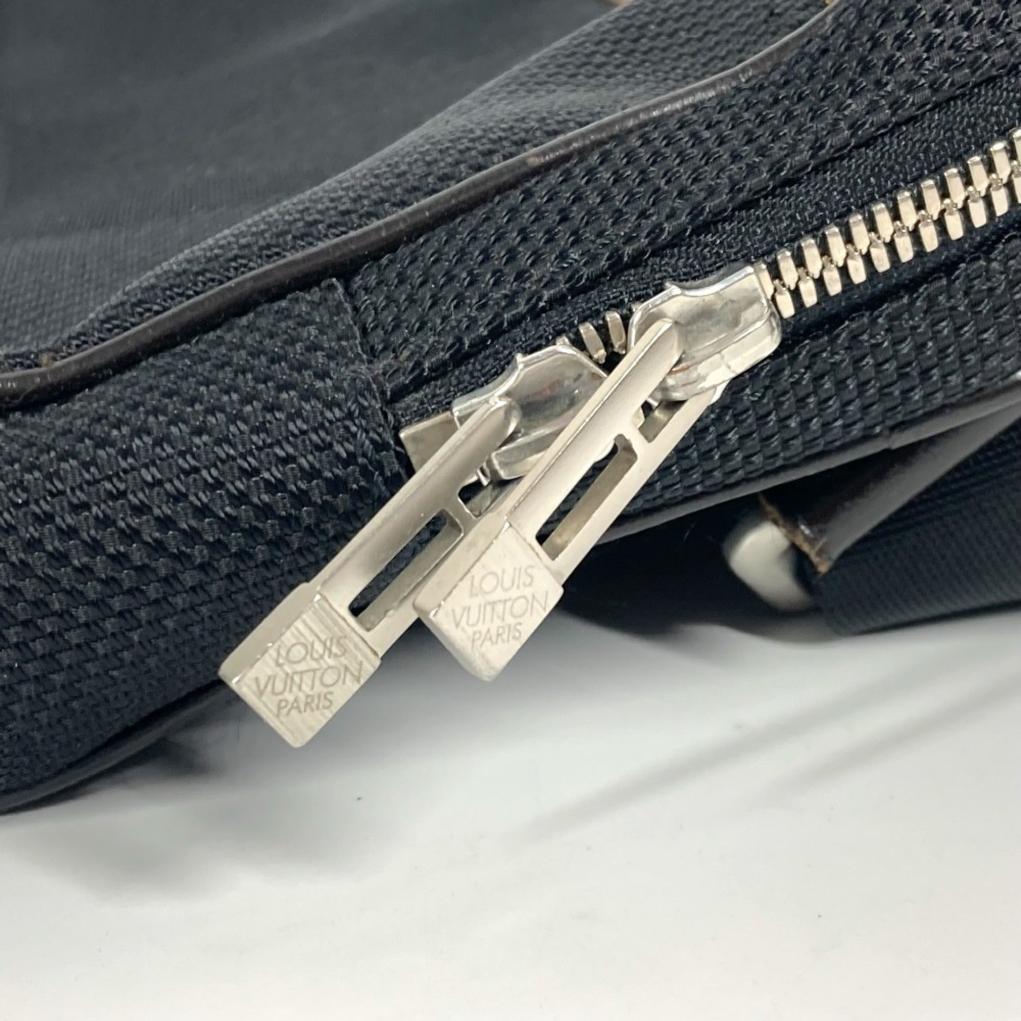 Louis Vuitton Black Noir Damier Geant Fanny Pack Shoulder Bag Sling Bag (Pre-Owned)