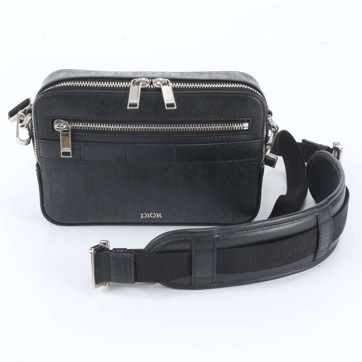 Christian Dior Black Leather Shoulder Bag (Pre-Owned)