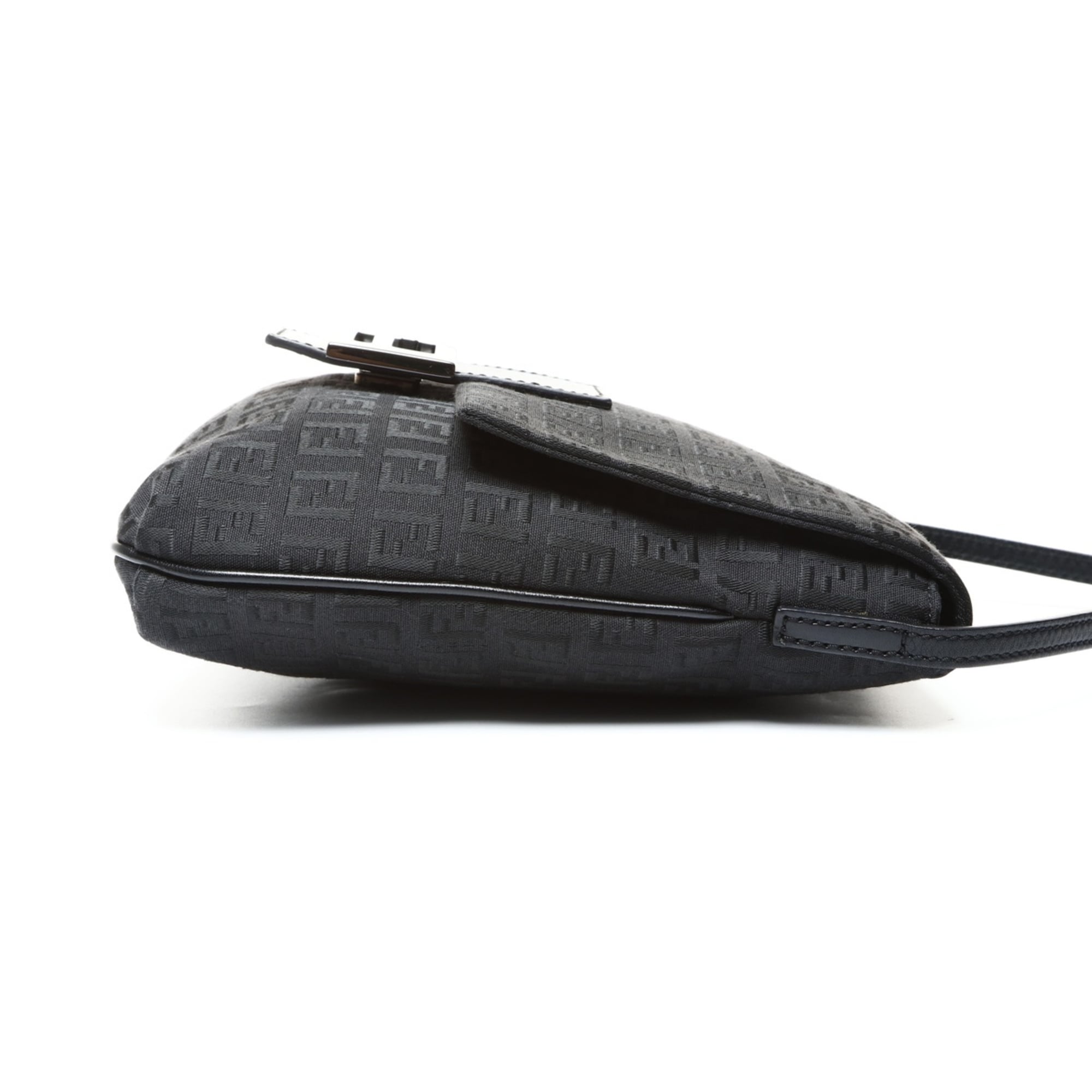 Fendi Black Canvas Shoulder Bag (Pre-Owned)