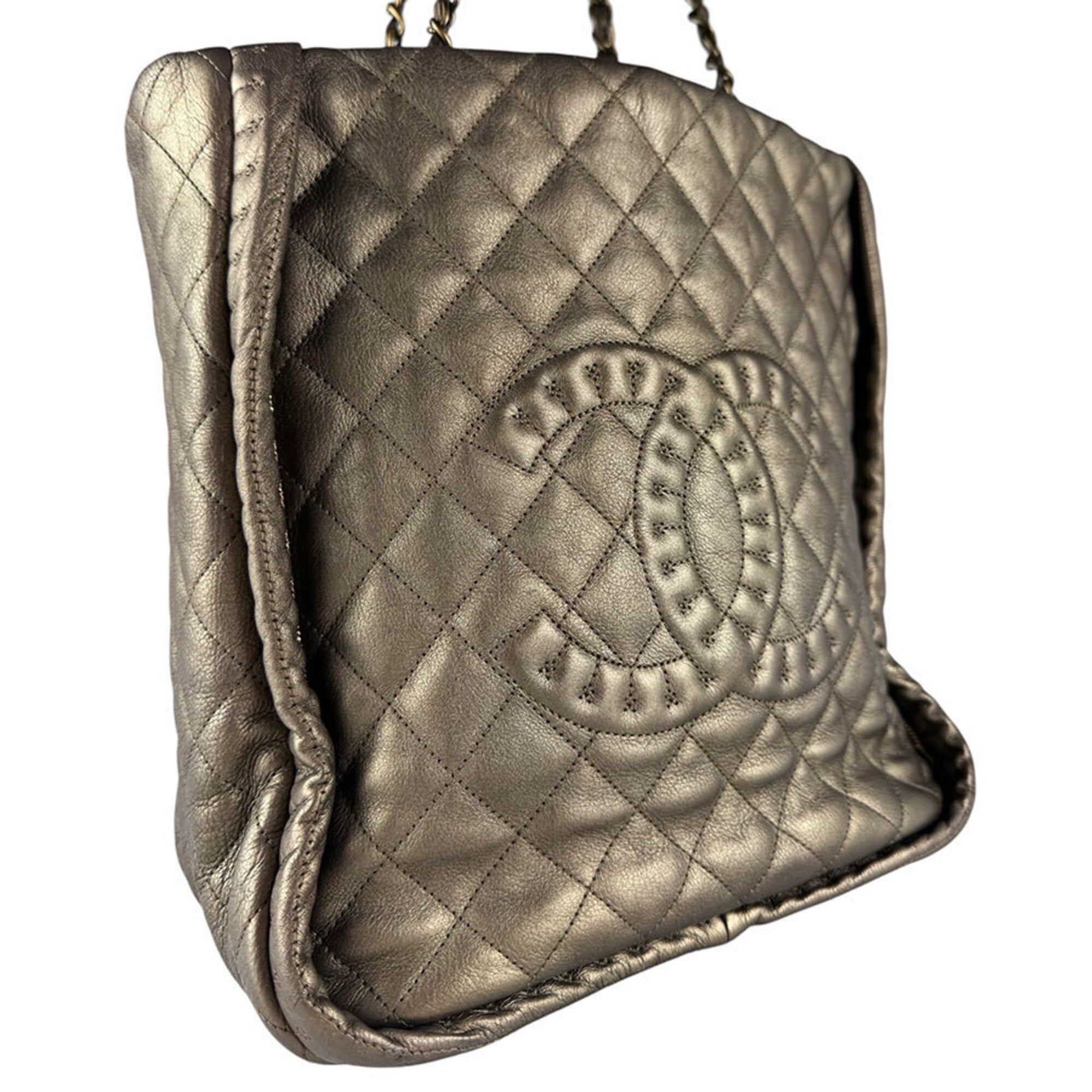 Chanel Gold Khaki Metallic Leather Shoulder Bag (Pre-Owned)