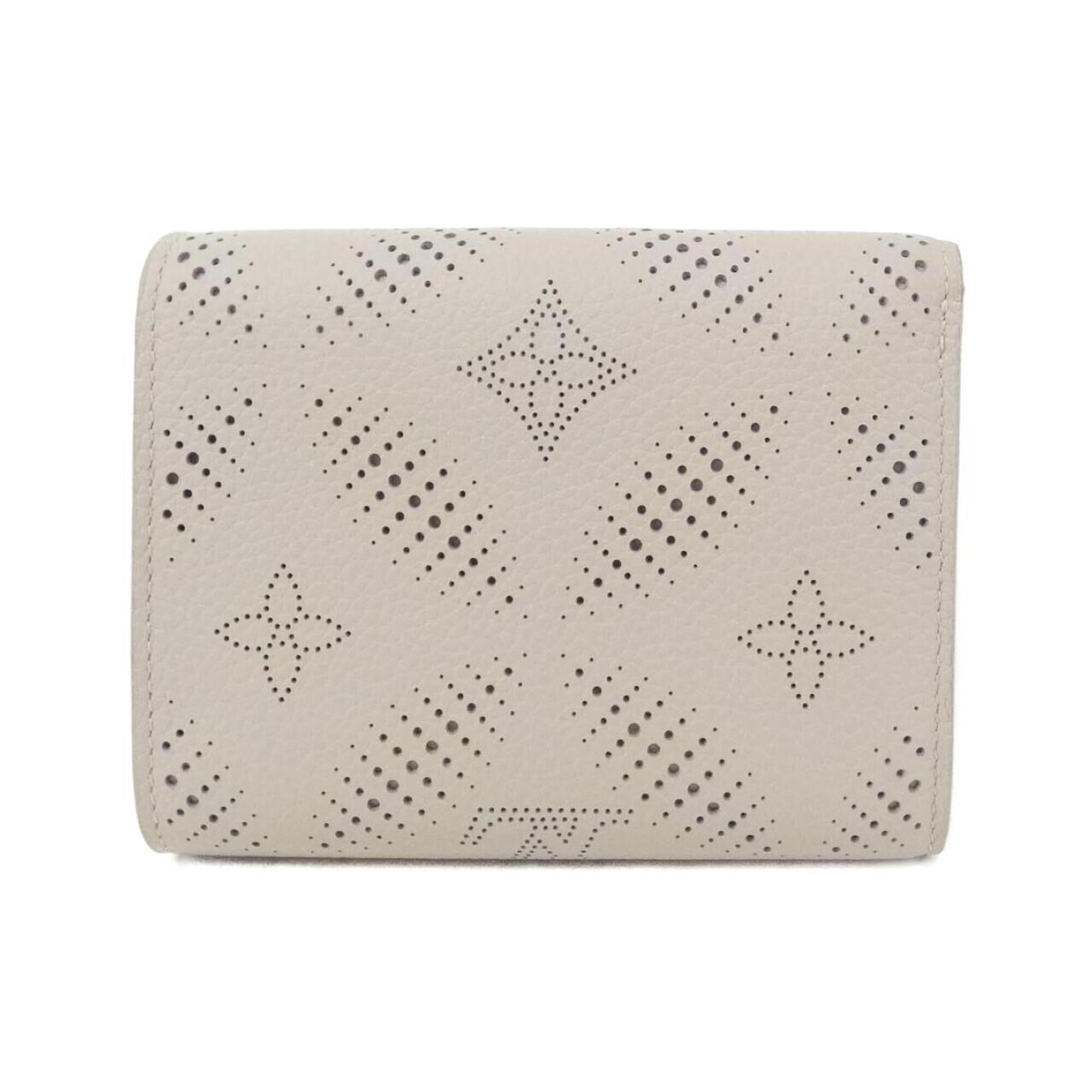Louis Vuitton Beige Leather Wallet (Bi-Fold) (Pre-Owned)