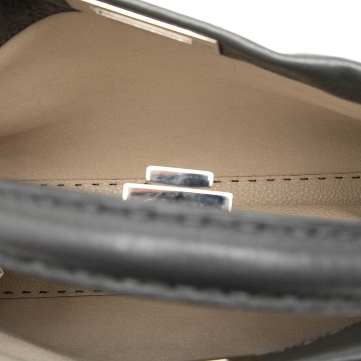 Fendi Selleria Gray Leather Handbag Shoulder Bag (Pre-Owned)