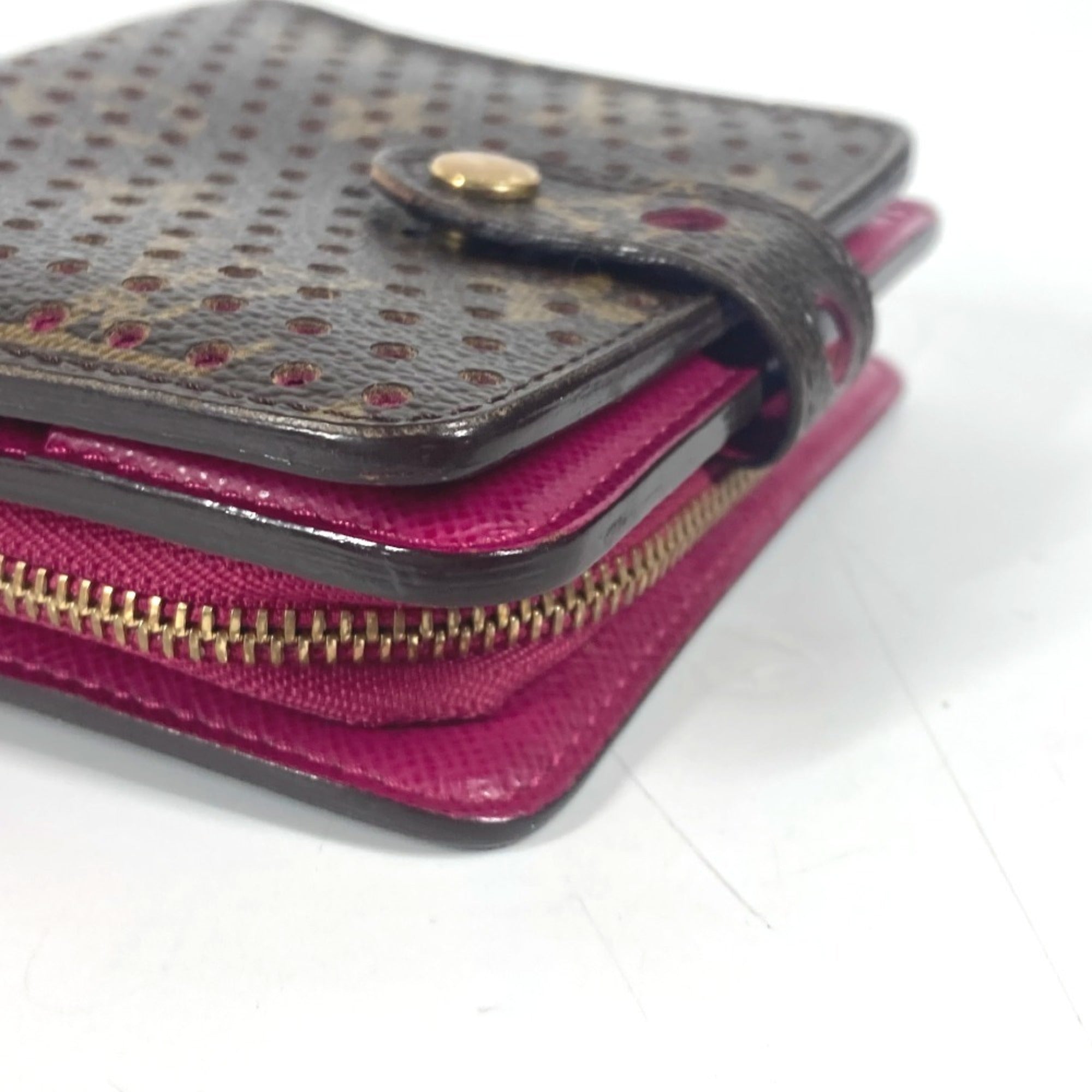 Louis Vuitton Brown Fuchsia Pink Monogram Wallet (Bi-Fold) (Pre-Owned)
