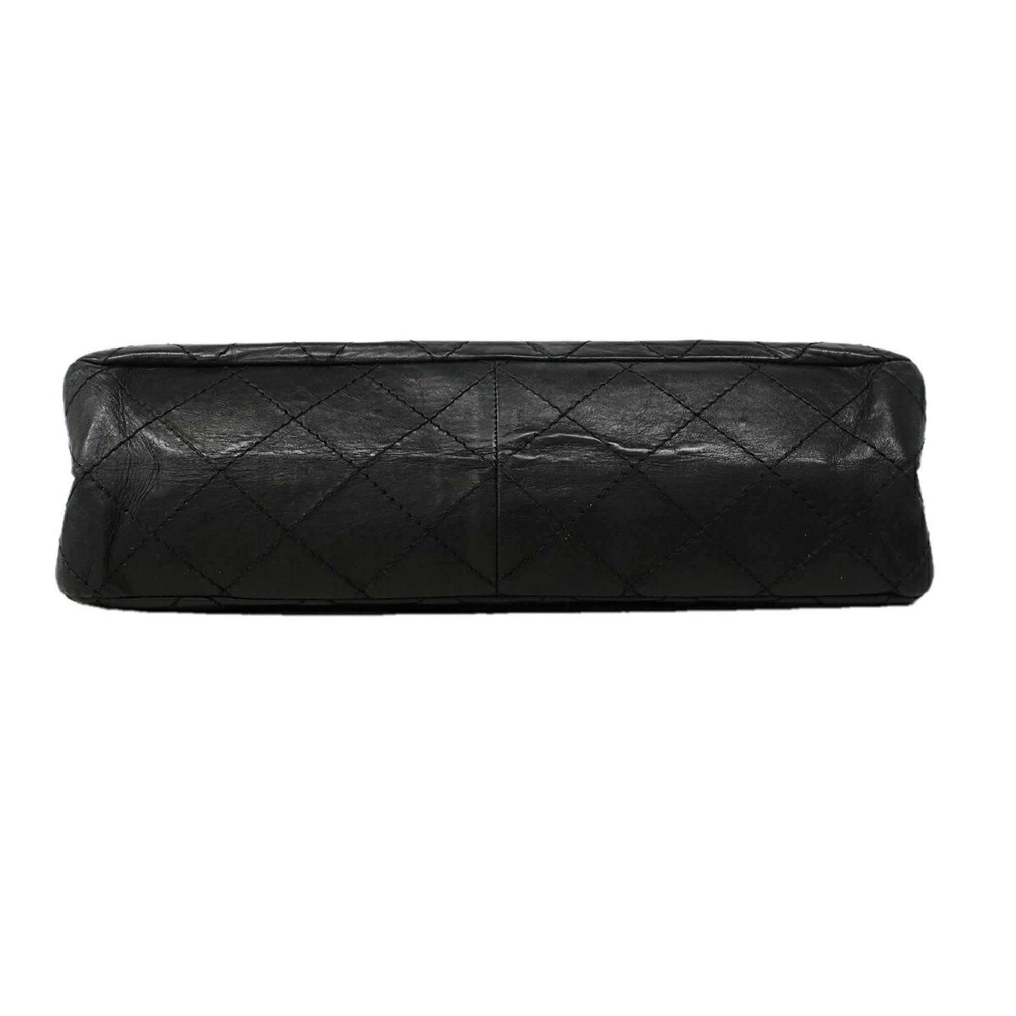 Chanel Black Leather Shoulder Bag (Pre-Owned)