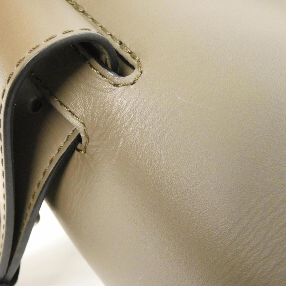 Loewe Brown Leather Shoulder Bag (Pre-Owned)