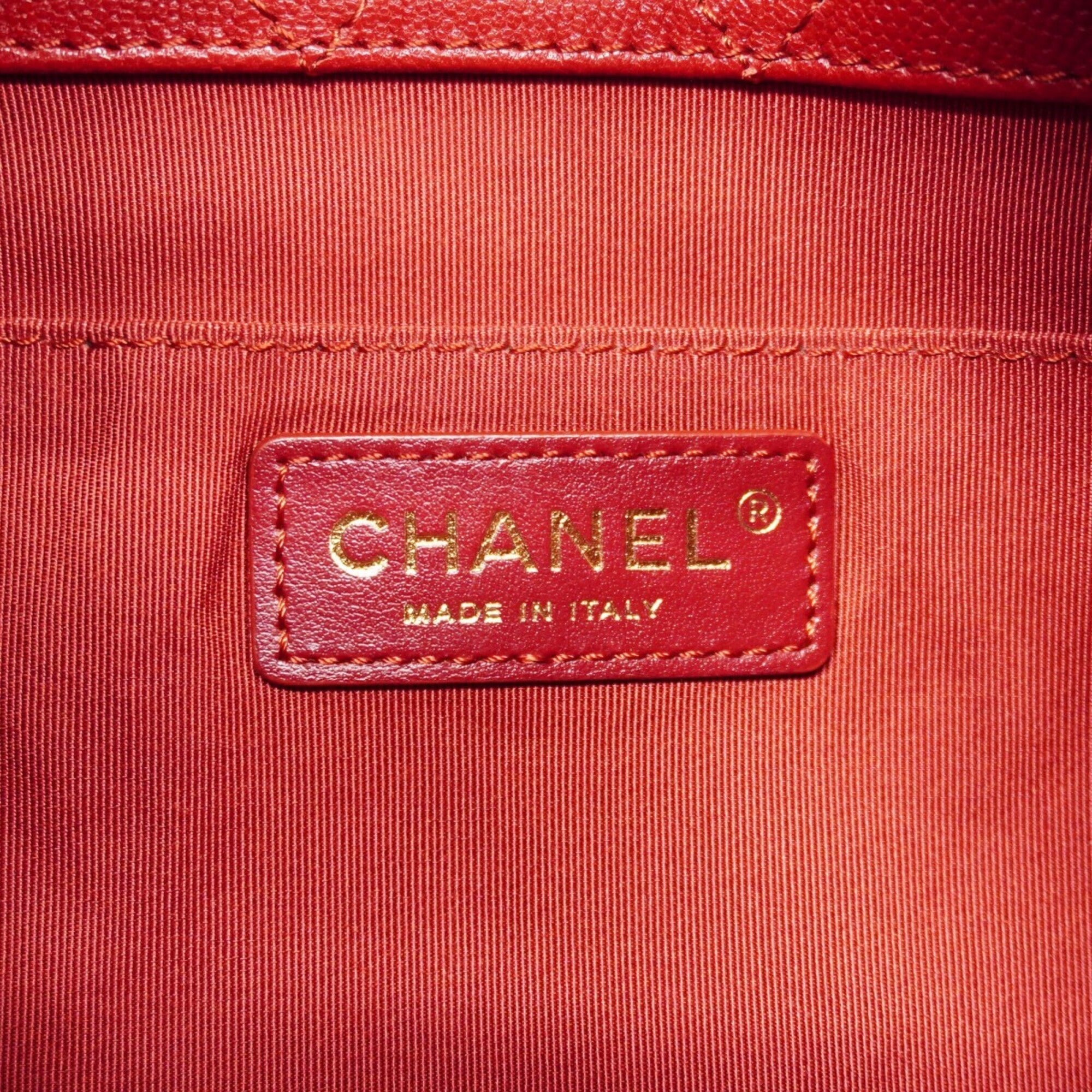 Chanel Red Color Grained Calfskin Handbag (Pre-Owned)