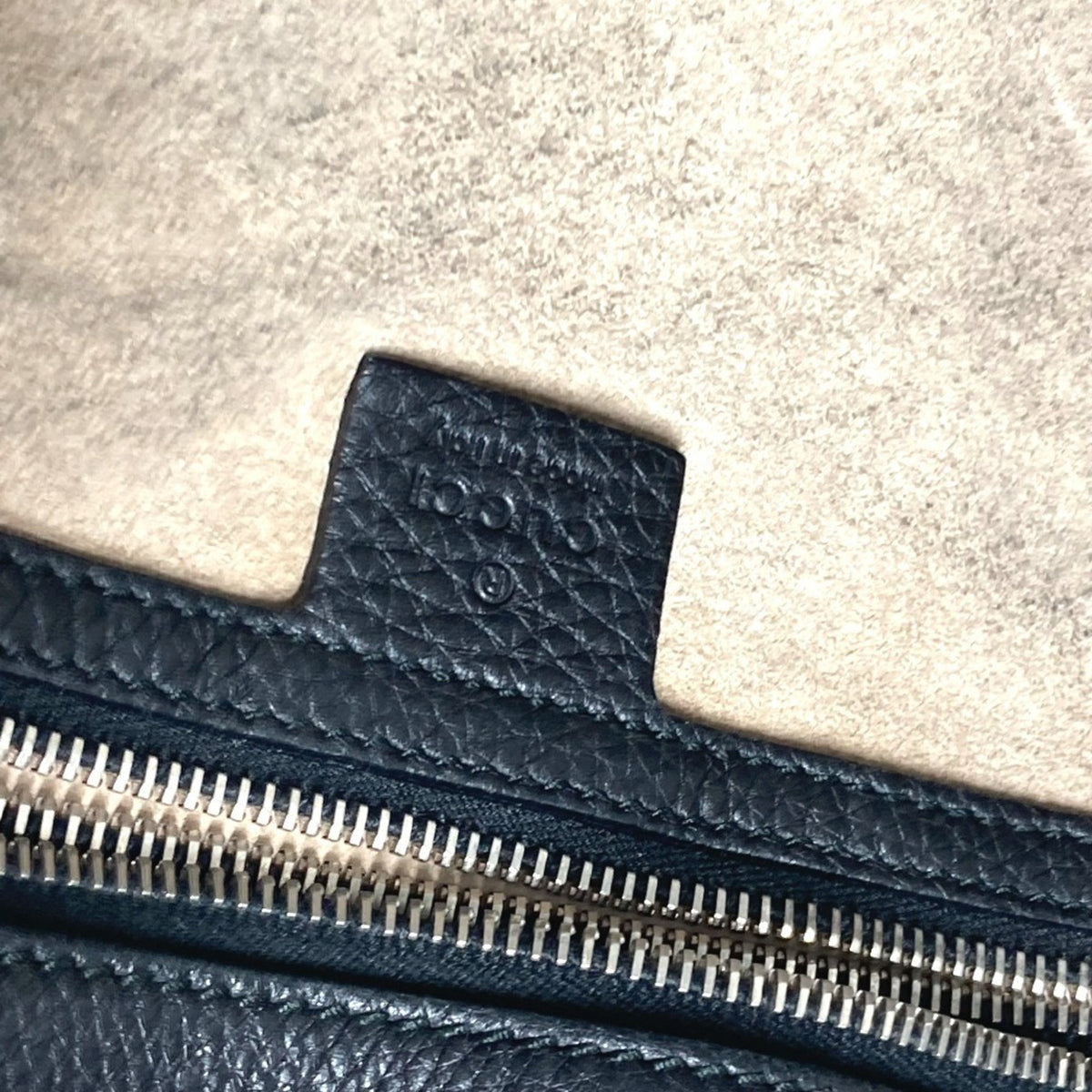 Gucci Black Leather Handbag Shoulder Bag (Pre-Owned)