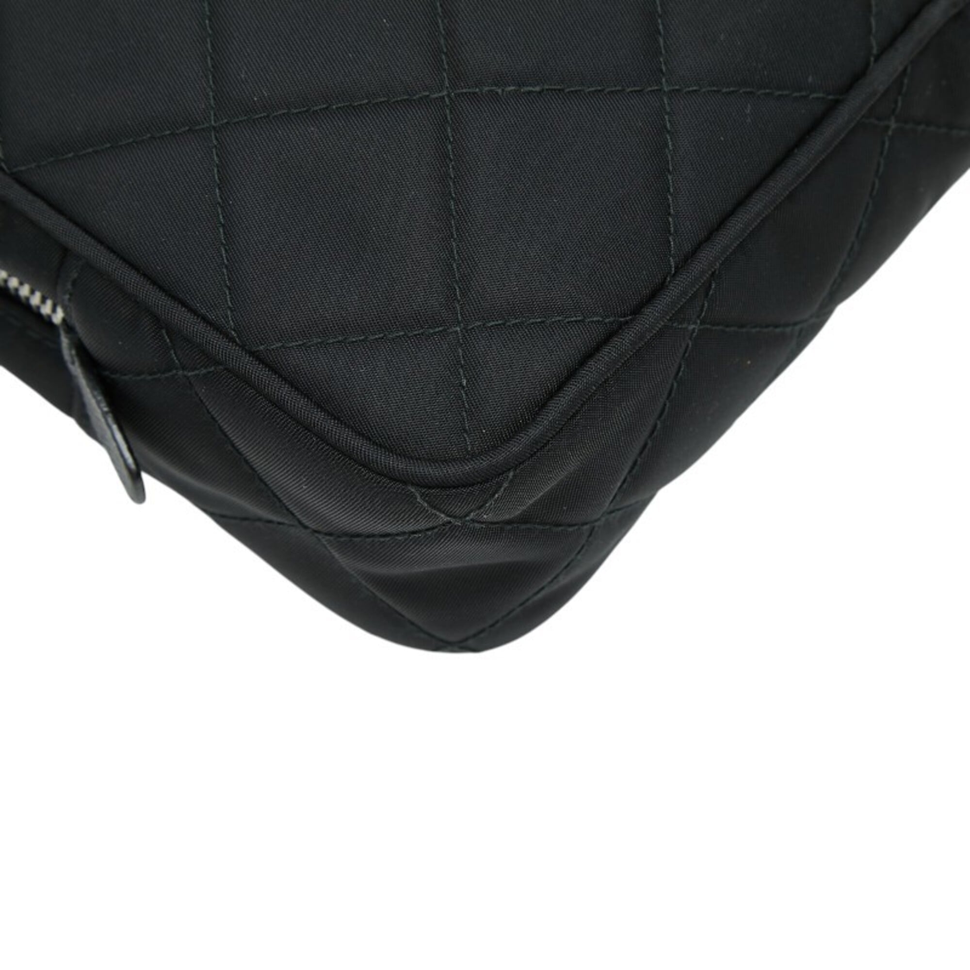 Prada Black Nylon Handbag (Pre-Owned)
