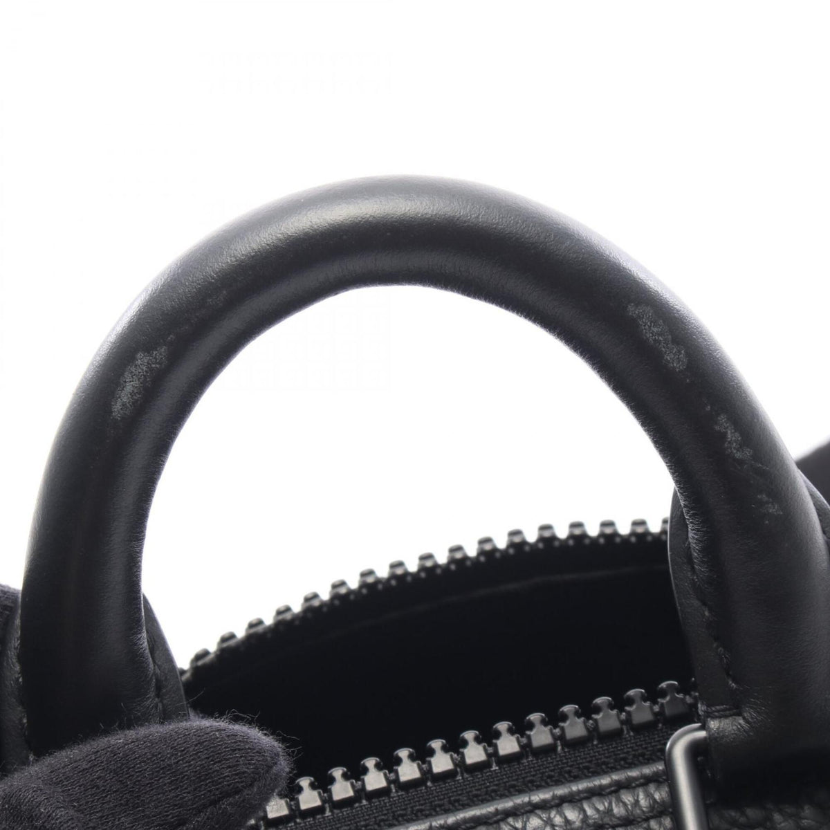 Louis Vuitton Black Leather Handbag (Pre-Owned)