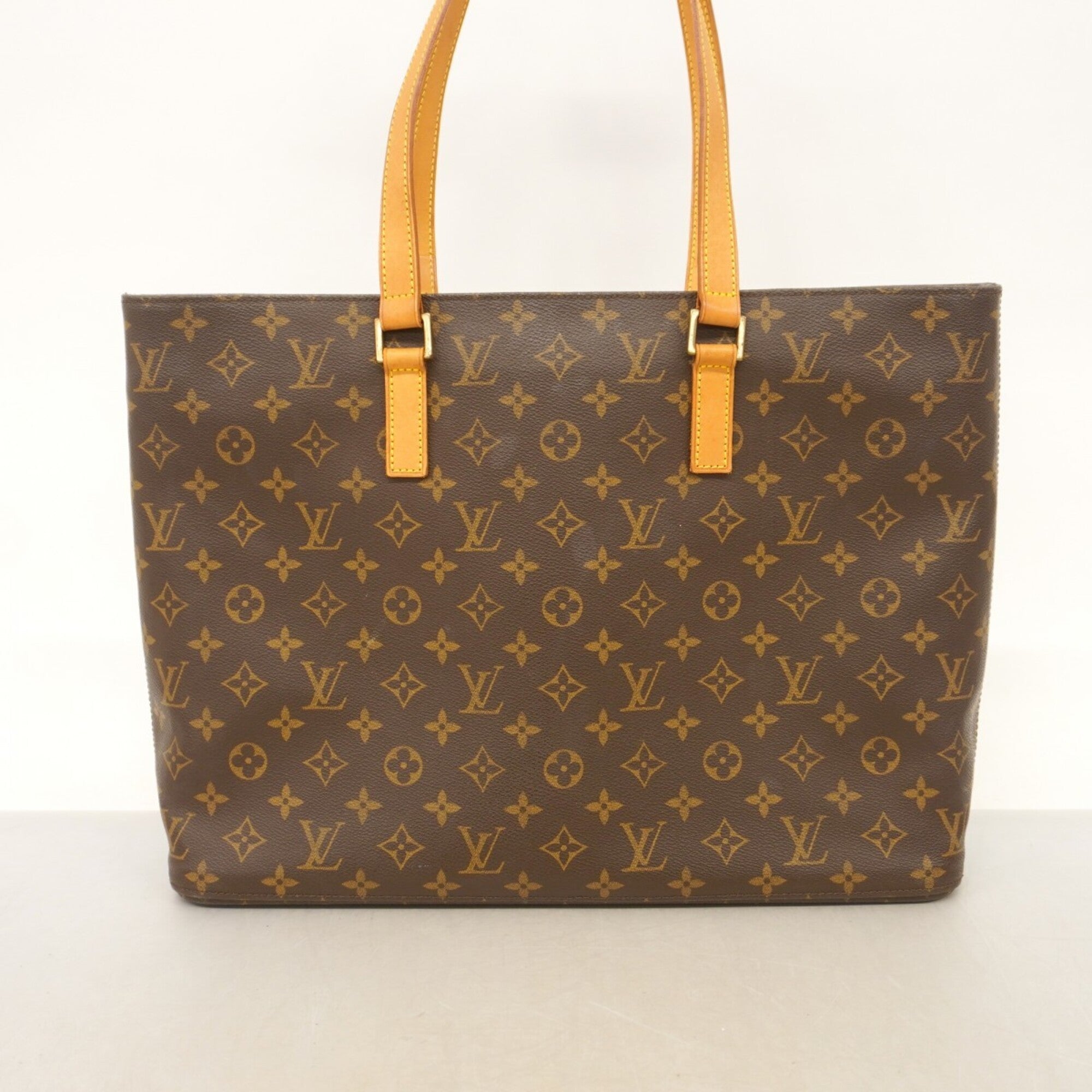 Louis Vuitton Brown Shoulder Bag (Pre-Owned)