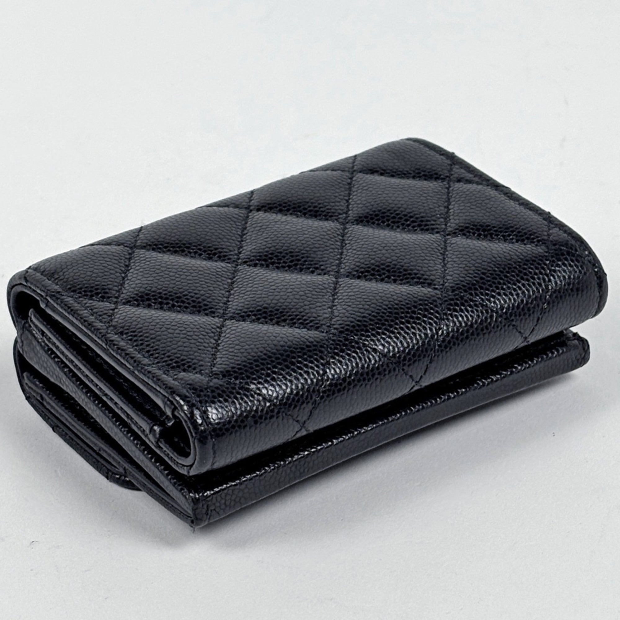 Chanel Black Grained Calfskin Wallet (Tri-Fold) (Pre-Owned)